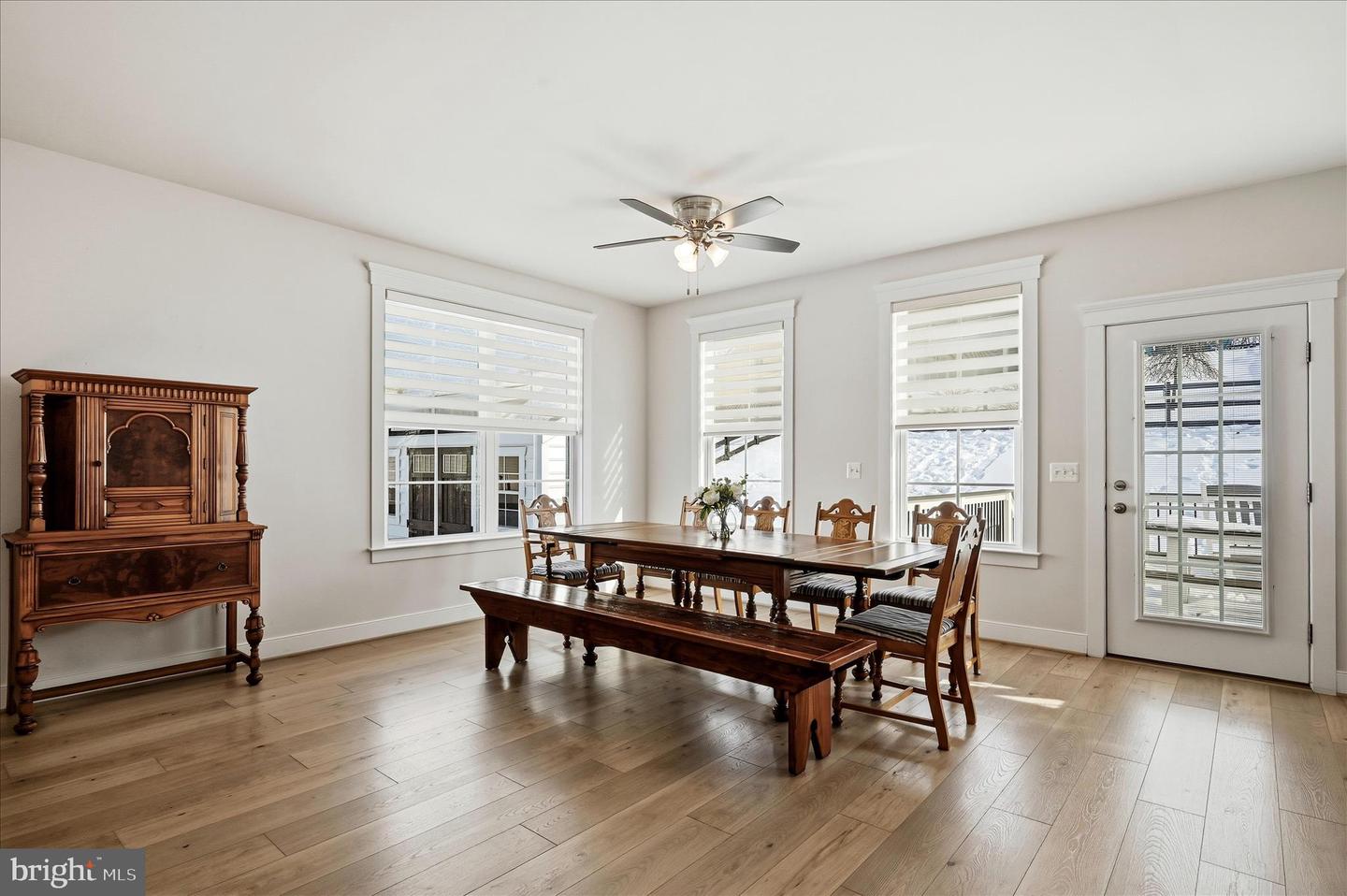 35939 FIELDSIDE WAY, ROUND HILL, Virginia 20141, 5 Bedrooms Bedrooms, ,4 BathroomsBathrooms,Residential,For sale,35939 FIELDSIDE WAY,VALO2113848 MLS # VALO2113848