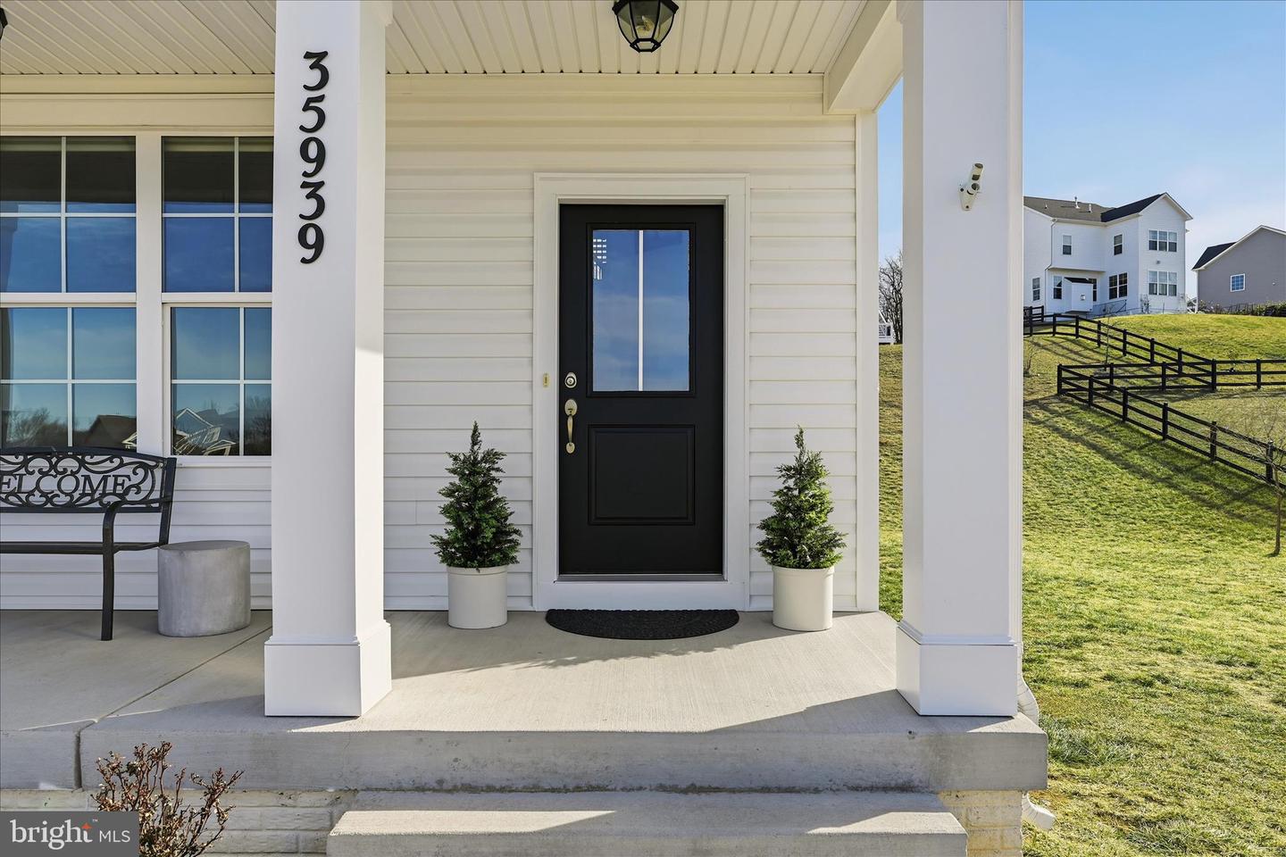 35939 FIELDSIDE WAY, ROUND HILL, Virginia 20141, 5 Bedrooms Bedrooms, ,4 BathroomsBathrooms,Residential,For sale,35939 FIELDSIDE WAY,VALO2113848 MLS # VALO2113848