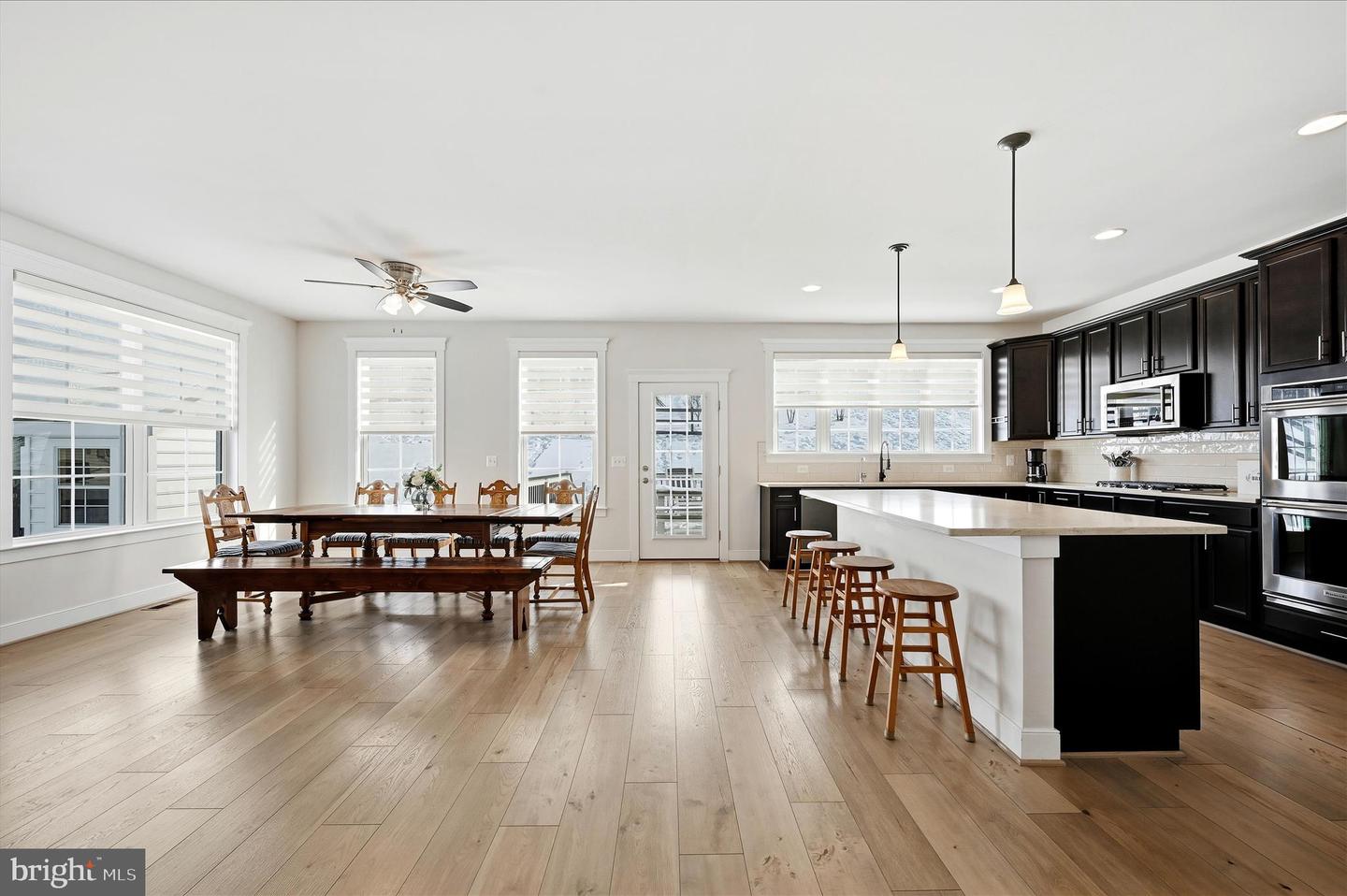 35939 FIELDSIDE WAY, ROUND HILL, Virginia 20141, 5 Bedrooms Bedrooms, ,4 BathroomsBathrooms,Residential,For sale,35939 FIELDSIDE WAY,VALO2113848 MLS # VALO2113848