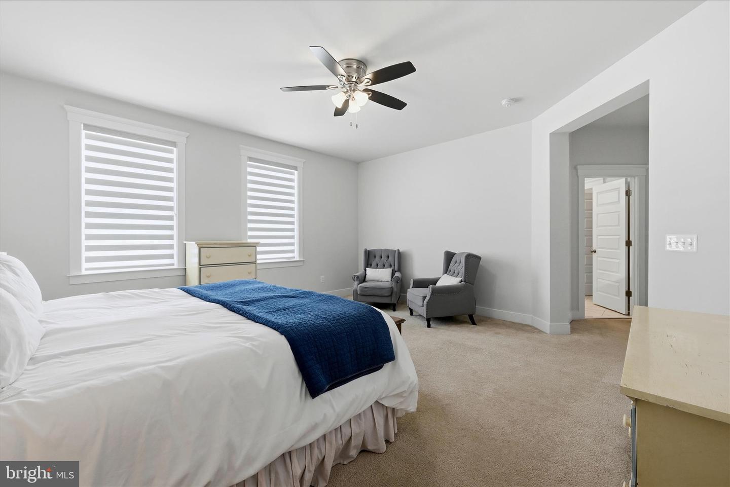 35939 FIELDSIDE WAY, ROUND HILL, Virginia 20141, 5 Bedrooms Bedrooms, ,4 BathroomsBathrooms,Residential,For sale,35939 FIELDSIDE WAY,VALO2113848 MLS # VALO2113848