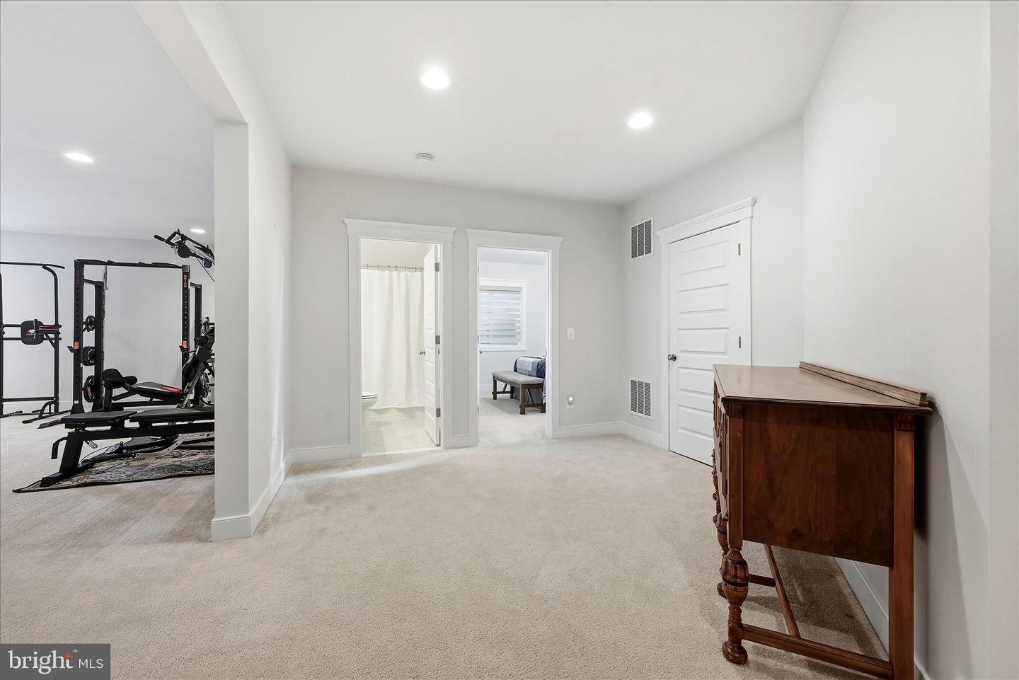 35939 FIELDSIDE WAY, ROUND HILL, Virginia 20141, 5 Bedrooms Bedrooms, ,4 BathroomsBathrooms,Residential,For sale,35939 FIELDSIDE WAY,VALO2113848 MLS # VALO2113848