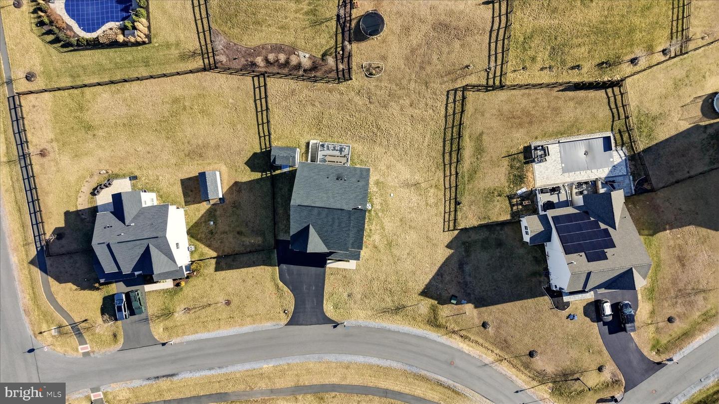 35939 FIELDSIDE WAY, ROUND HILL, Virginia 20141, 5 Bedrooms Bedrooms, ,4 BathroomsBathrooms,Residential,For sale,35939 FIELDSIDE WAY,VALO2113848 MLS # VALO2113848