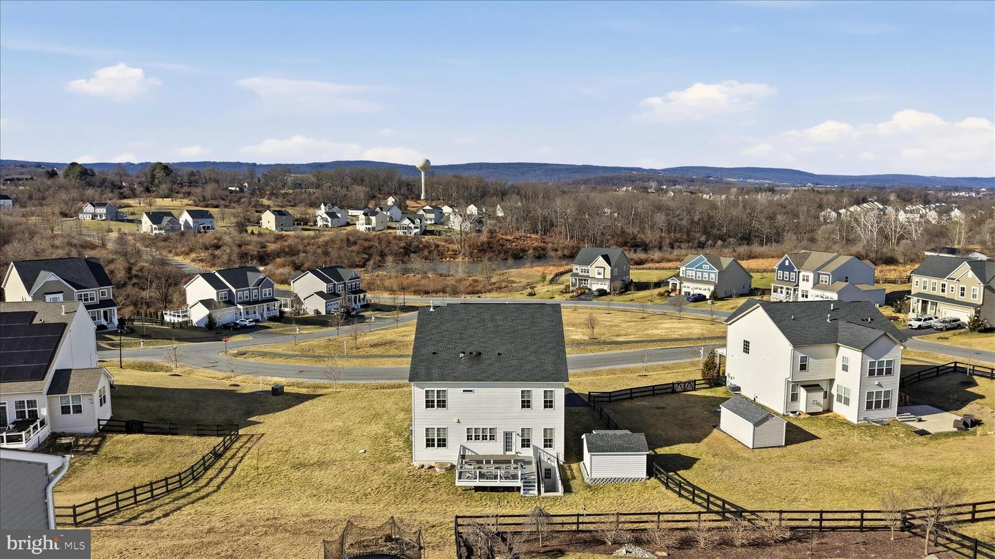 35939 FIELDSIDE WAY, ROUND HILL, Virginia 20141, 5 Bedrooms Bedrooms, ,4 BathroomsBathrooms,Residential,For sale,35939 FIELDSIDE WAY,VALO2113848 MLS # VALO2113848