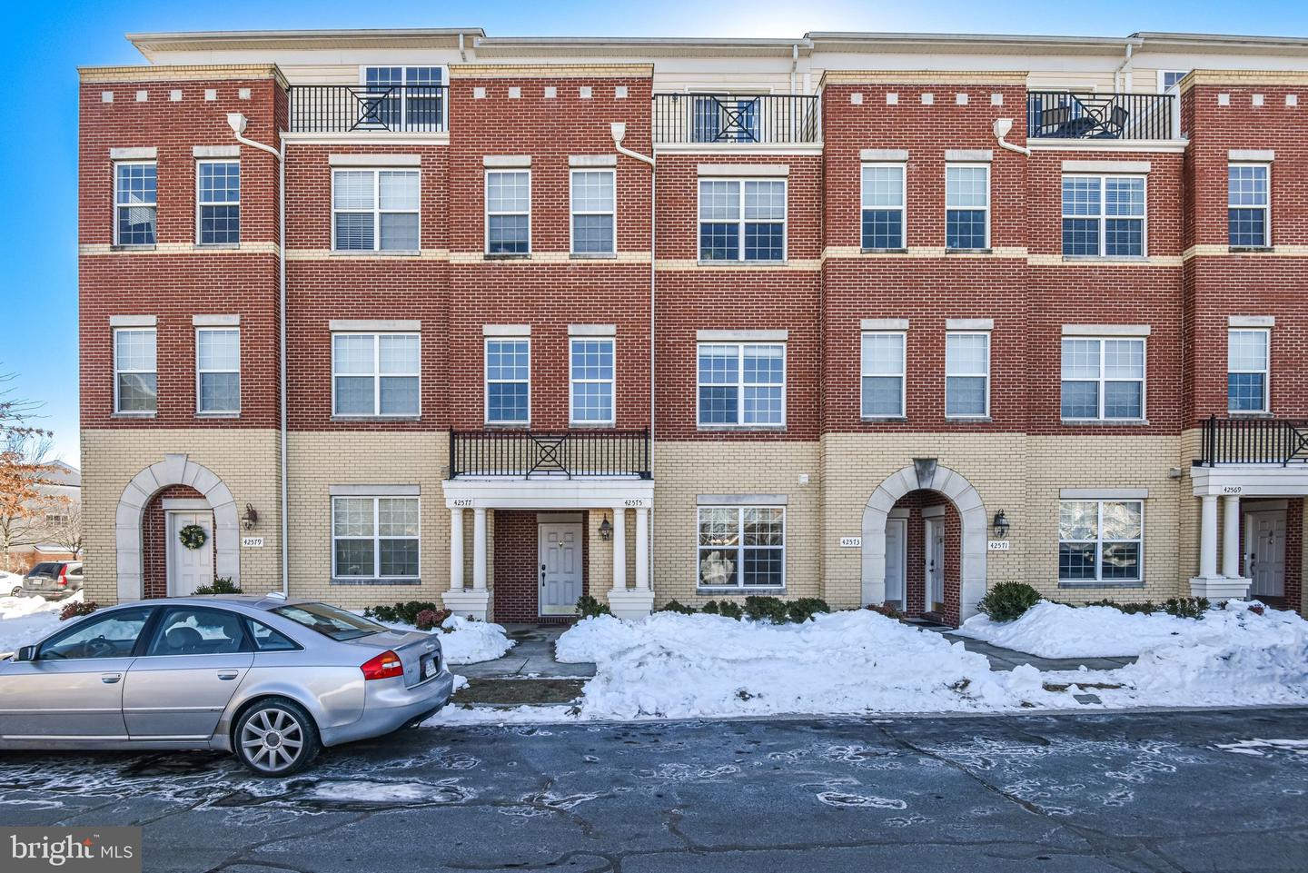 42575 HIGHGATE TER, BRAMBLETON, Virginia 20148, 3 Bedrooms Bedrooms, ,2 BathroomsBathrooms,Residential,For sale,42575 HIGHGATE TER,VALO2113796 MLS # VALO2113796