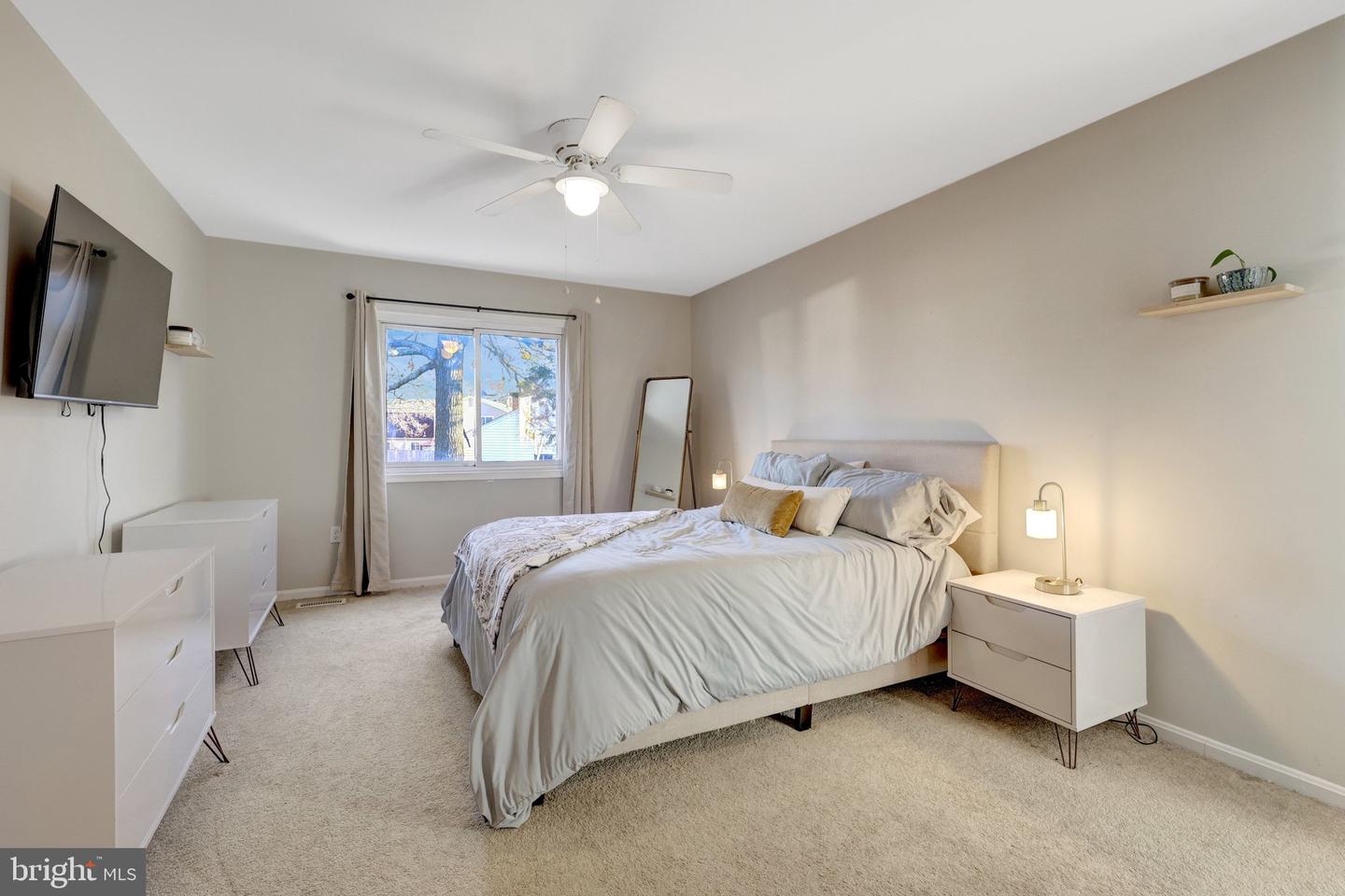 2155 VEENENDAAL CT, HERNDON, Virginia 20170, 5 Bedrooms Bedrooms, ,3 BathroomsBathrooms,Residential,For sale,2155 VEENENDAAL CT,VAFX2285566 MLS # VAFX2285566