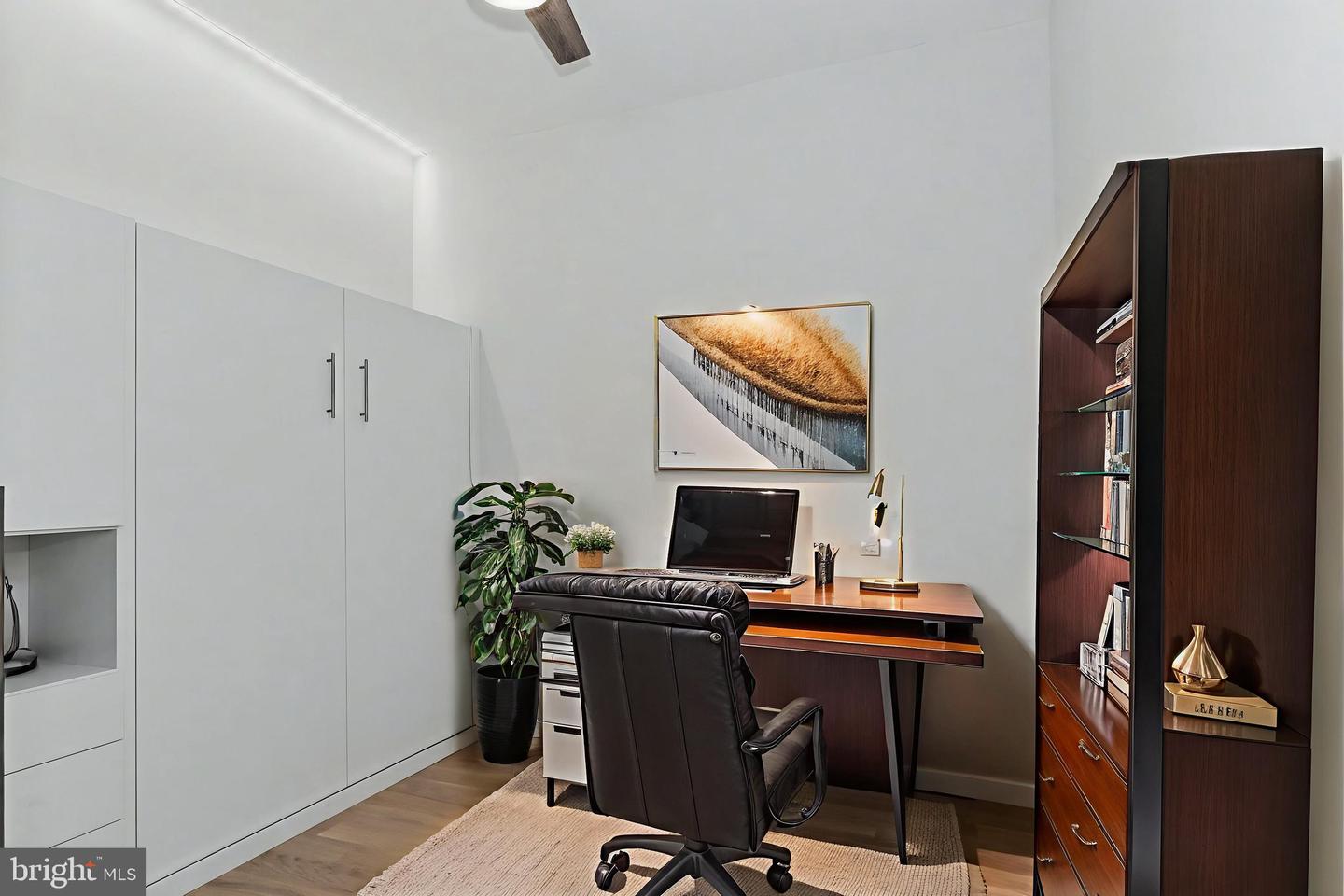 701 SWANN AVE #507, ALEXANDRIA, Virginia 22301, 1 Bedroom Bedrooms, ,1 BathroomBathrooms,Residential,For sale,701 SWANN AVE #507,VAAX2053112 MLS # VAAX2053112