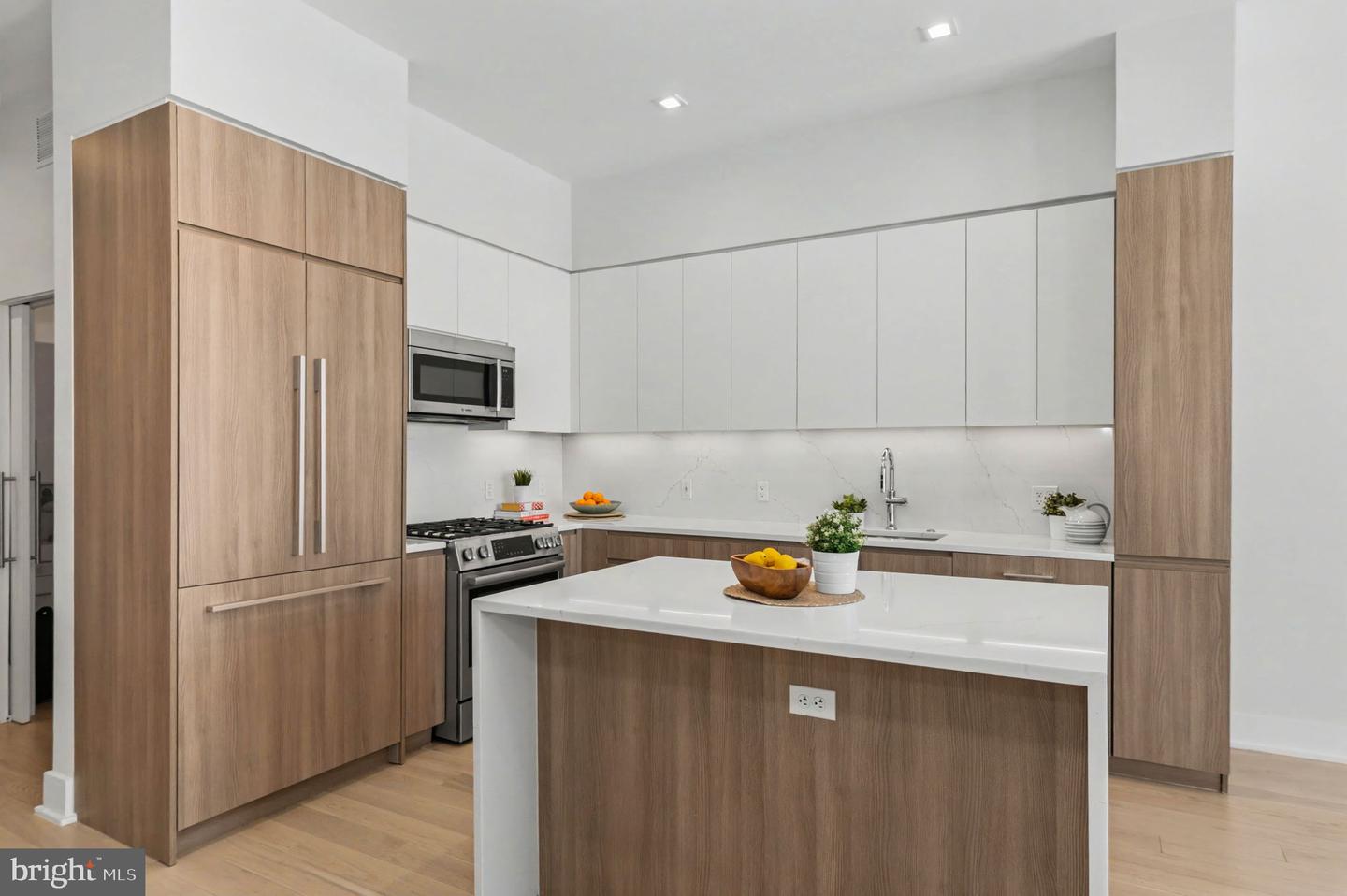 701 SWANN AVE #507, ALEXANDRIA, Virginia 22301, 1 Bedroom Bedrooms, ,1 BathroomBathrooms,Residential,For sale,701 SWANN AVE #507,VAAX2053112 MLS # VAAX2053112