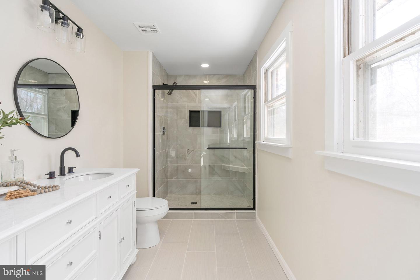 3234 RIVERVIEW DR, TRIANGLE, Virginia 22172, 4 Bedrooms Bedrooms, ,2 BathroomsBathrooms,Residential,For sale,3234 RIVERVIEW DR,VAPW2110514 MLS # VAPW2110514