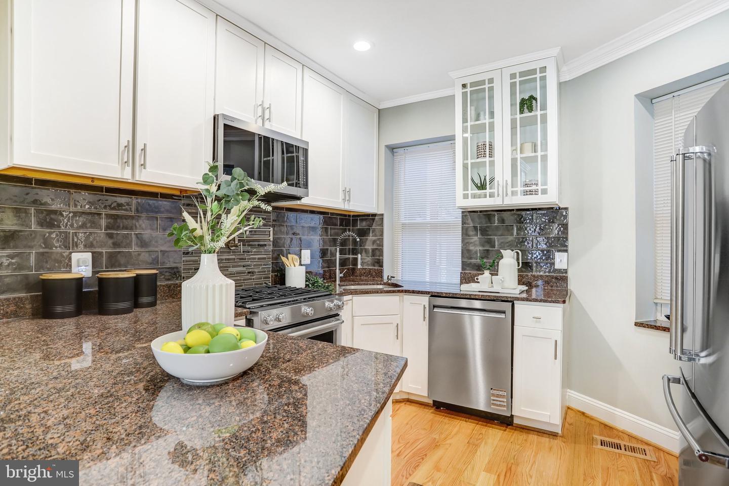 524 T ST NW, WASHINGTON, District Of Columbia 20001, 4 Bedrooms Bedrooms, ,3 BathroomsBathrooms,Residential,For sale,524 T ST NW,DCDC2241330 MLS # DCDC2241330