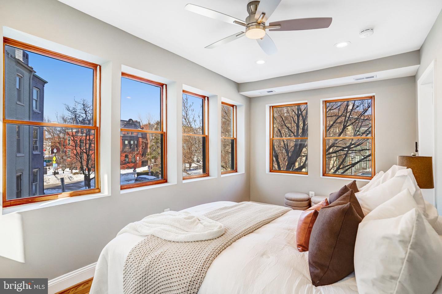 524 T ST NW, WASHINGTON, District Of Columbia 20001, 4 Bedrooms Bedrooms, ,3 BathroomsBathrooms,Residential,For sale,524 T ST NW,DCDC2241330 MLS # DCDC2241330