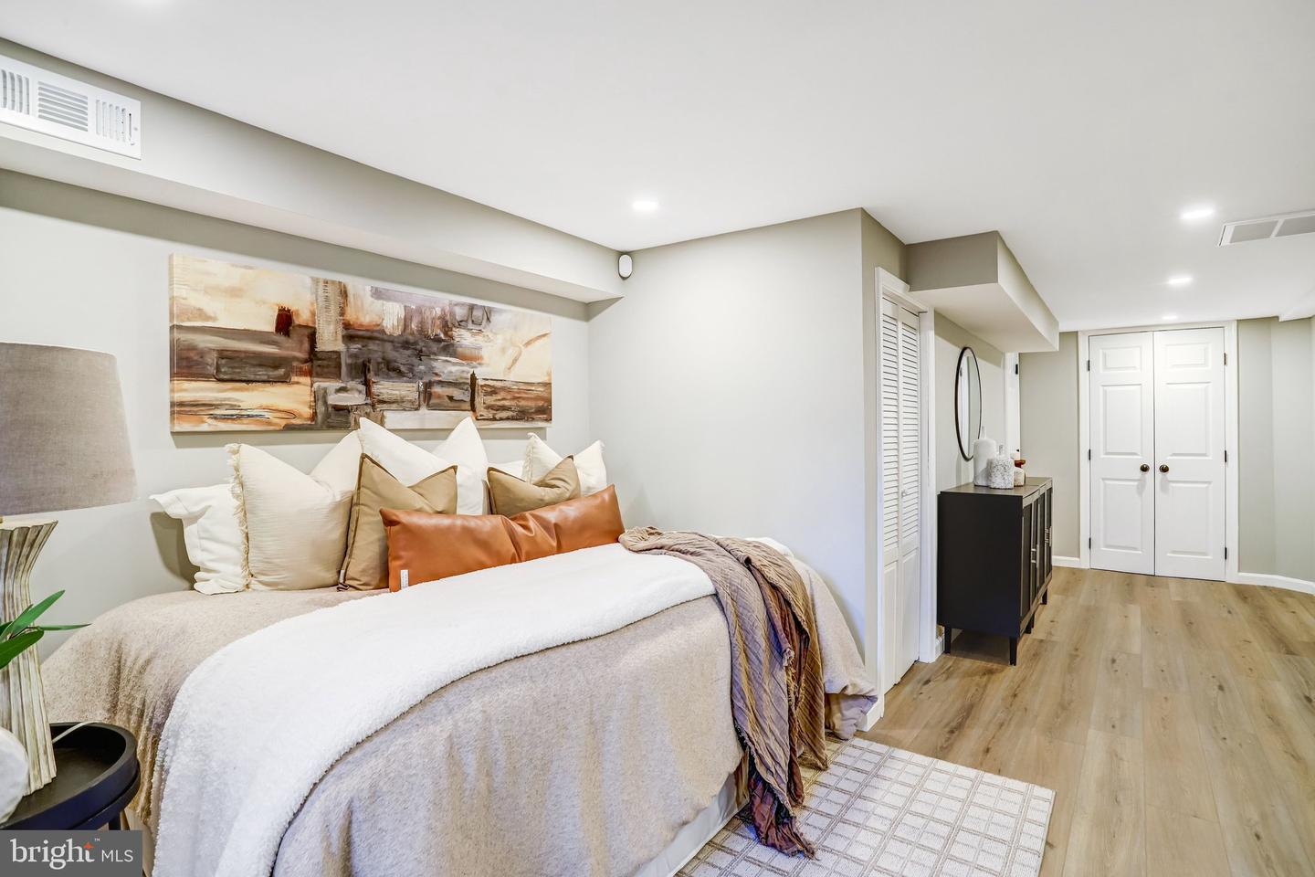 524 T ST NW, WASHINGTON, District Of Columbia 20001, 4 Bedrooms Bedrooms, ,3 BathroomsBathrooms,Residential,For sale,524 T ST NW,DCDC2241330 MLS # DCDC2241330