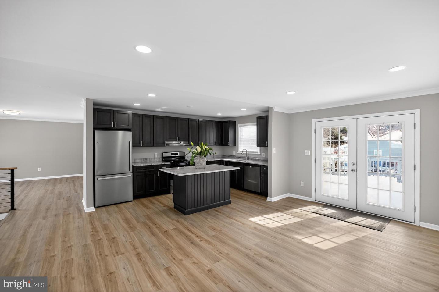 7605 POLLEN ST, LORTON, Virginia 22079, 5 Bedrooms Bedrooms, 14 Rooms Rooms,2 BathroomsBathrooms,Residential,For sale,7605 POLLEN ST,VAFX2285806 MLS # VAFX2285806