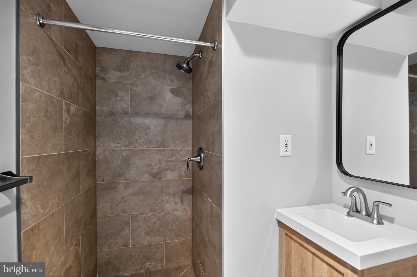 7605 POLLEN ST, LORTON, Virginia 22079, 5 Bedrooms Bedrooms, 14 Rooms Rooms,2 BathroomsBathrooms,Residential,For sale,7605 POLLEN ST,VAFX2285806 MLS # VAFX2285806