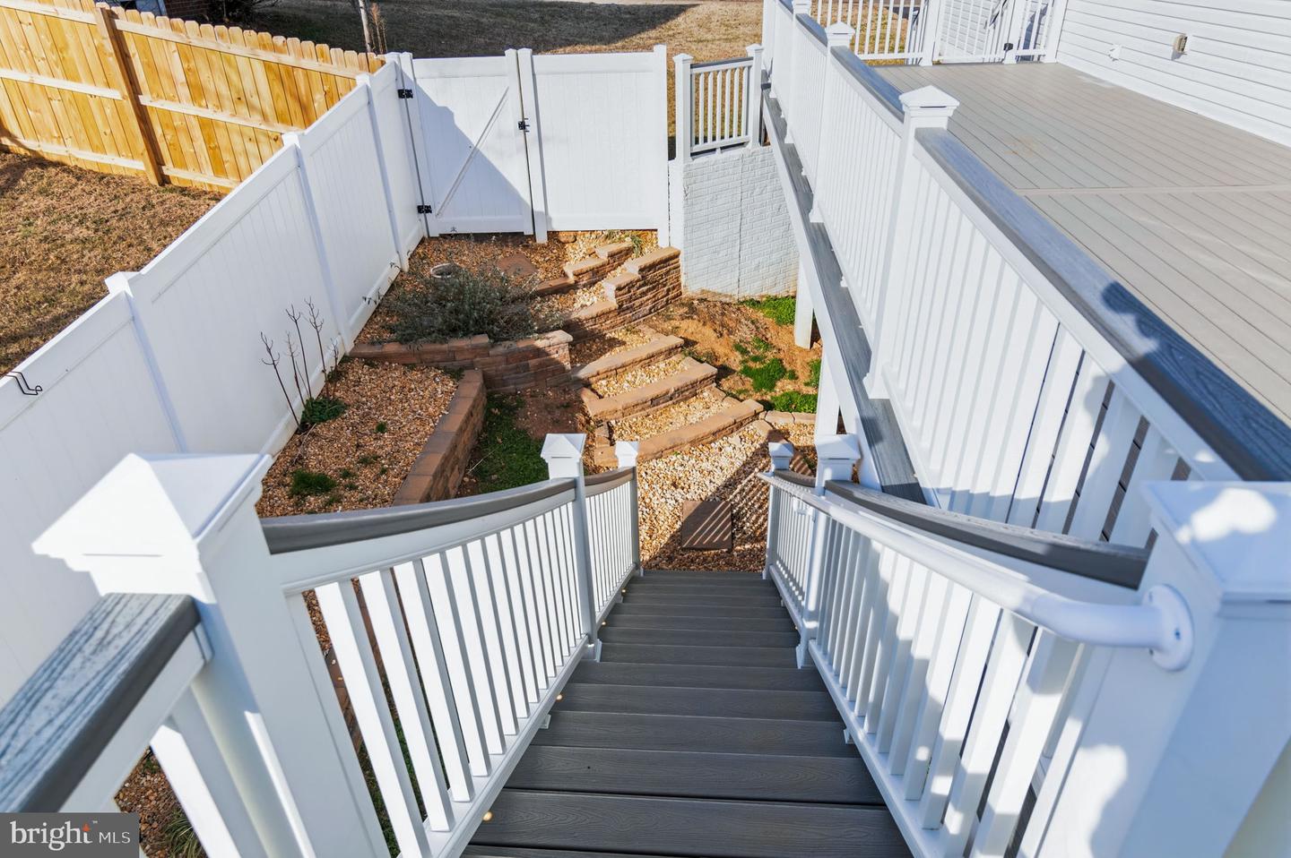 6100 SUNNY MEADOWS DR, FREDERICKSBURG, Virginia 22407, 4 Bedrooms Bedrooms, 13 Rooms Rooms,2 BathroomsBathrooms,Residential,For sale,6100 SUNNY MEADOWS DR,VASP2038594 MLS # VASP2038594