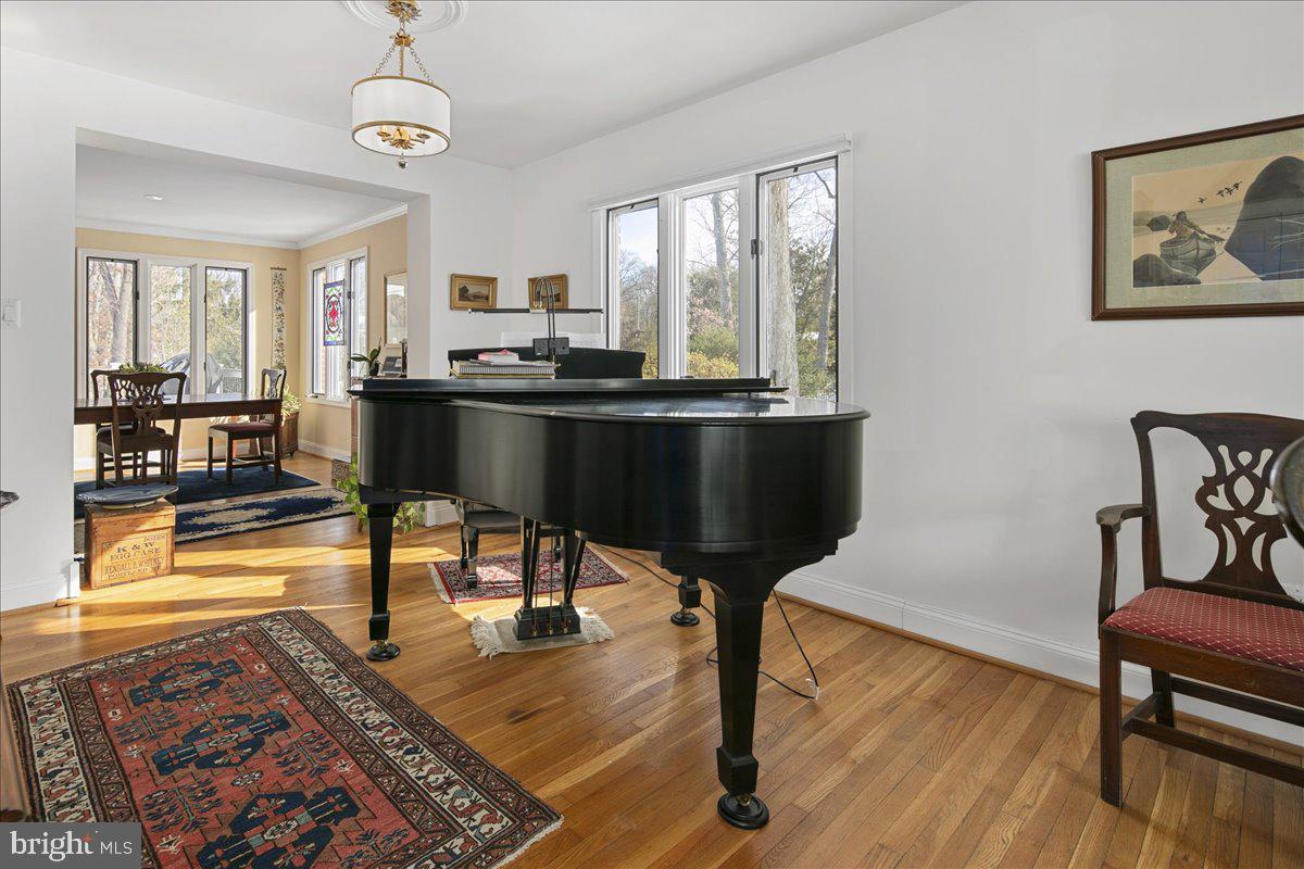 4008 SULGRAVE DR, ALEXANDRIA, Virginia 22309, 5 Bedrooms Bedrooms, ,3 BathroomsBathrooms,Residential,For sale,4008 SULGRAVE DR,VAFX2285578 MLS # VAFX2285578