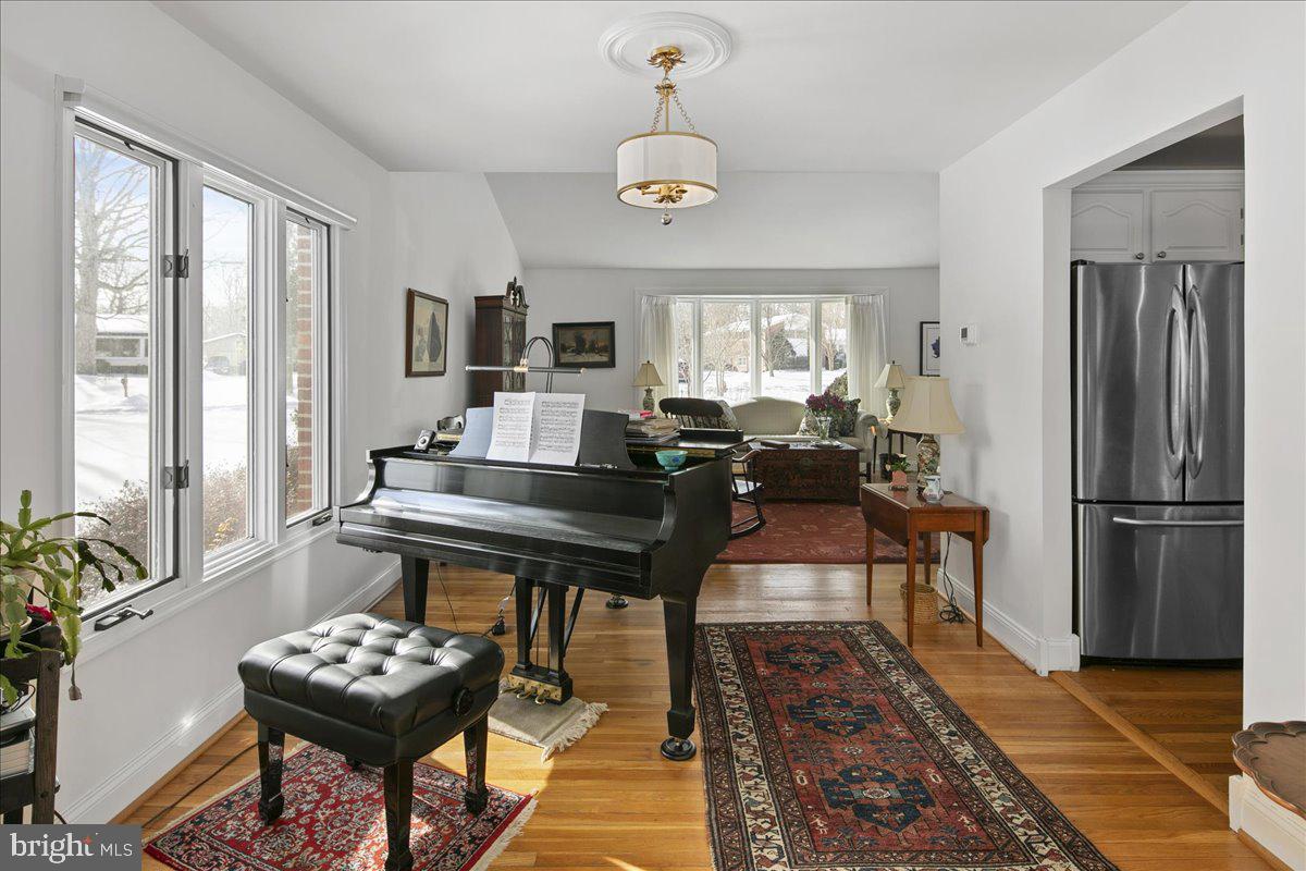 4008 SULGRAVE DR, ALEXANDRIA, Virginia 22309, 5 Bedrooms Bedrooms, ,3 BathroomsBathrooms,Residential,For sale,4008 SULGRAVE DR,VAFX2285578 MLS # VAFX2285578