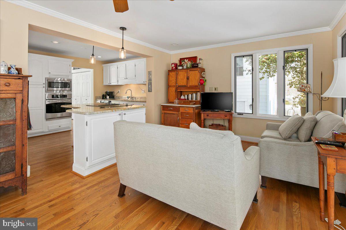 4008 SULGRAVE DR, ALEXANDRIA, Virginia 22309, 5 Bedrooms Bedrooms, ,3 BathroomsBathrooms,Residential,For sale,4008 SULGRAVE DR,VAFX2285578 MLS # VAFX2285578