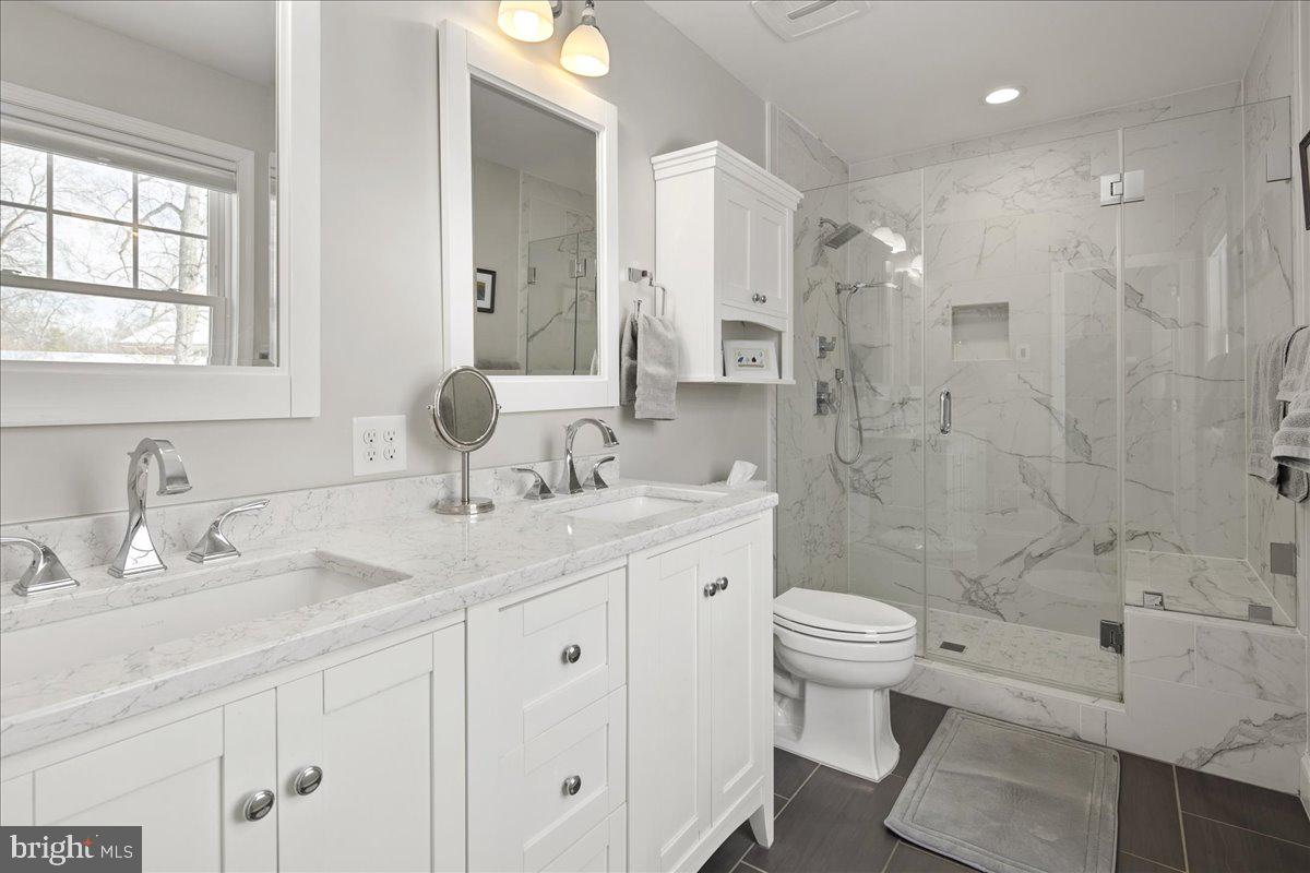 4008 SULGRAVE DR, ALEXANDRIA, Virginia 22309, 5 Bedrooms Bedrooms, ,3 BathroomsBathrooms,Residential,For sale,4008 SULGRAVE DR,VAFX2285578 MLS # VAFX2285578