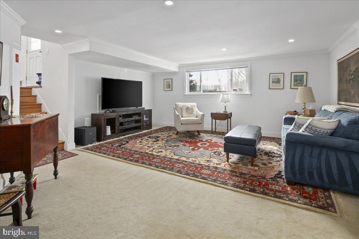 4008 SULGRAVE DR, ALEXANDRIA, Virginia 22309, 5 Bedrooms Bedrooms, ,3 BathroomsBathrooms,Residential,For sale,4008 SULGRAVE DR,VAFX2285578 MLS # VAFX2285578