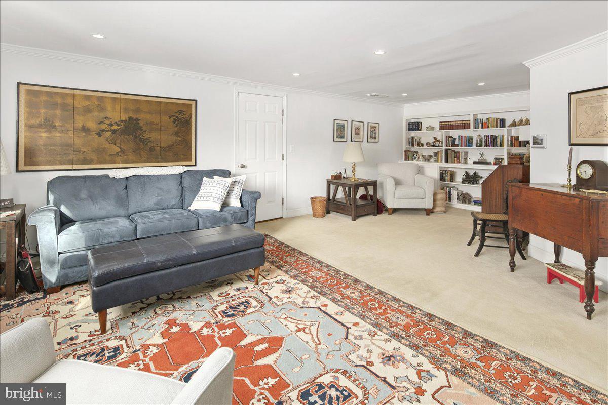 4008 SULGRAVE DR, ALEXANDRIA, Virginia 22309, 5 Bedrooms Bedrooms, ,3 BathroomsBathrooms,Residential,For sale,4008 SULGRAVE DR,VAFX2285578 MLS # VAFX2285578