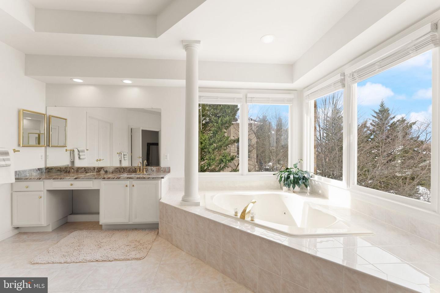 18545 SANDPIPER PL, LEESBURG, Virginia 20176, 5 Bedrooms Bedrooms, ,4 BathroomsBathrooms,Residential,For sale,18545 SANDPIPER PL,VALO2113906 MLS # VALO2113906