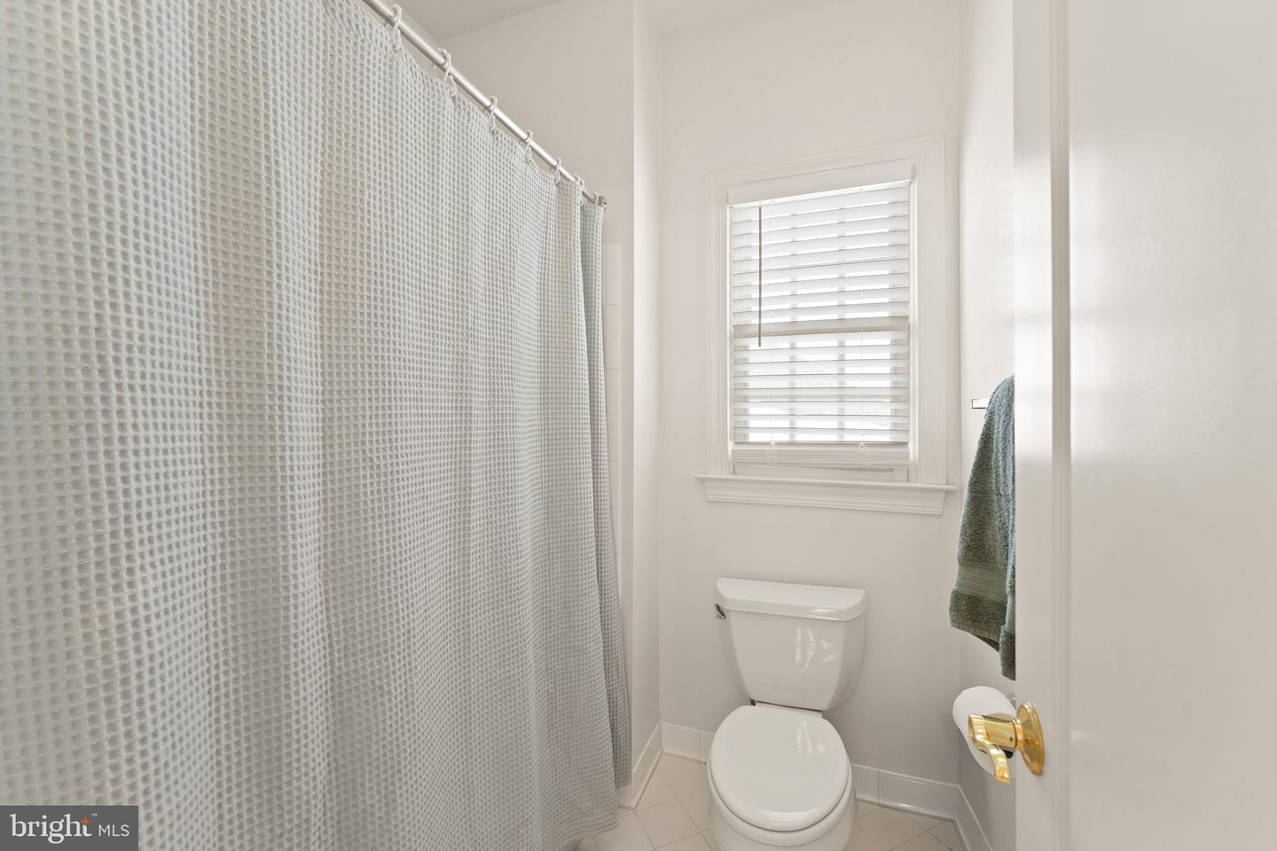 18545 SANDPIPER PL, LEESBURG, Virginia 20176, 5 Bedrooms Bedrooms, ,4 BathroomsBathrooms,Residential,For sale,18545 SANDPIPER PL,VALO2113906 MLS # VALO2113906