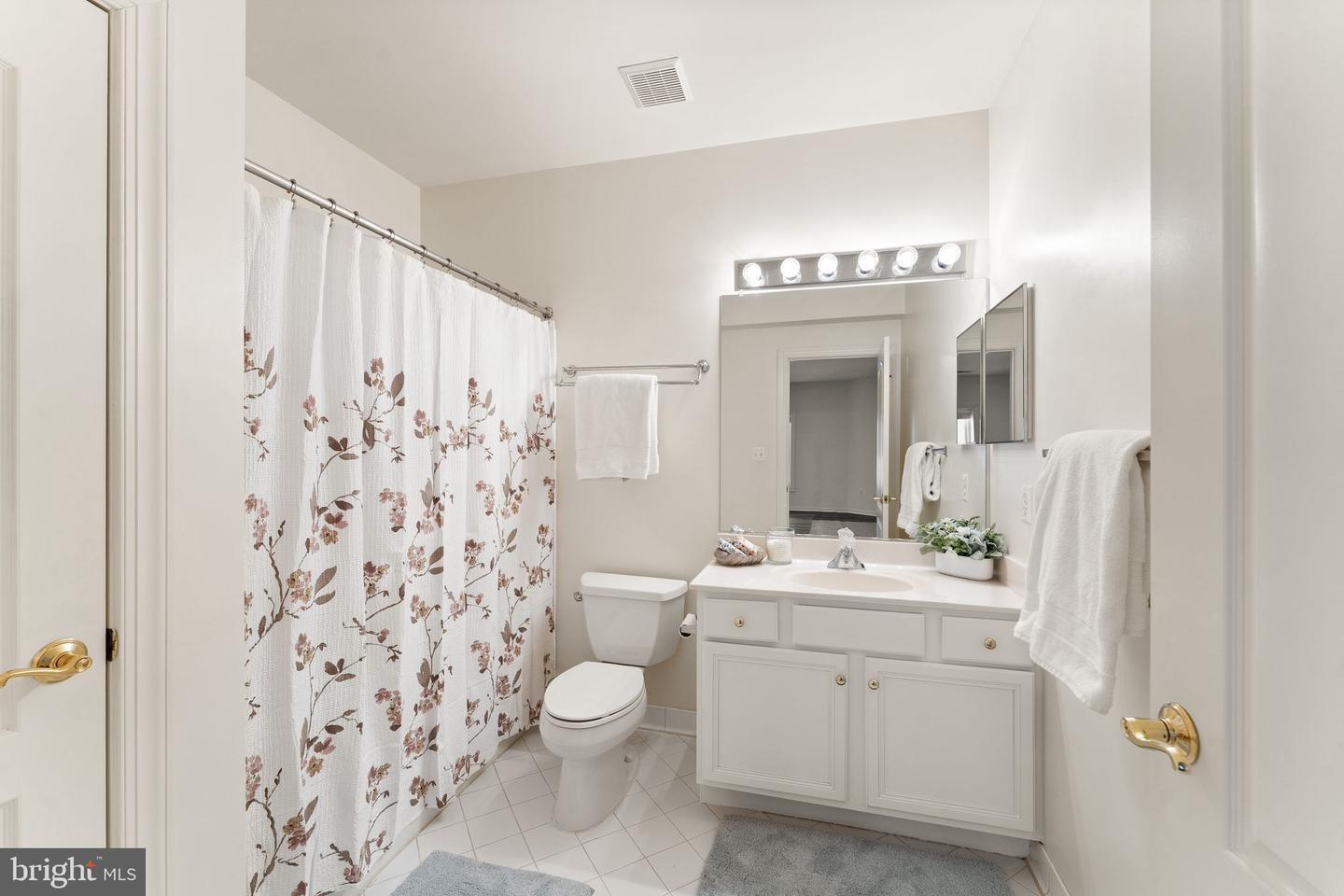 18545 SANDPIPER PL, LEESBURG, Virginia 20176, 5 Bedrooms Bedrooms, ,4 BathroomsBathrooms,Residential,For sale,18545 SANDPIPER PL,VALO2113906 MLS # VALO2113906