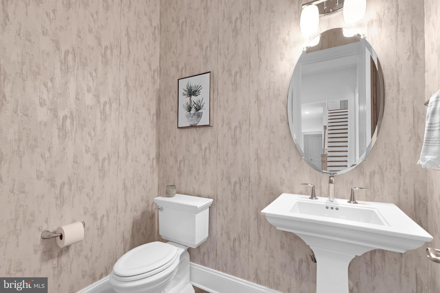 40938 MUNSON WOODS PL, ALDIE, Virginia 20105, 5 Bedrooms Bedrooms, ,4 BathroomsBathrooms,Residential,For sale,40938 MUNSON WOODS PL,VALO2113912 MLS # VALO2113912