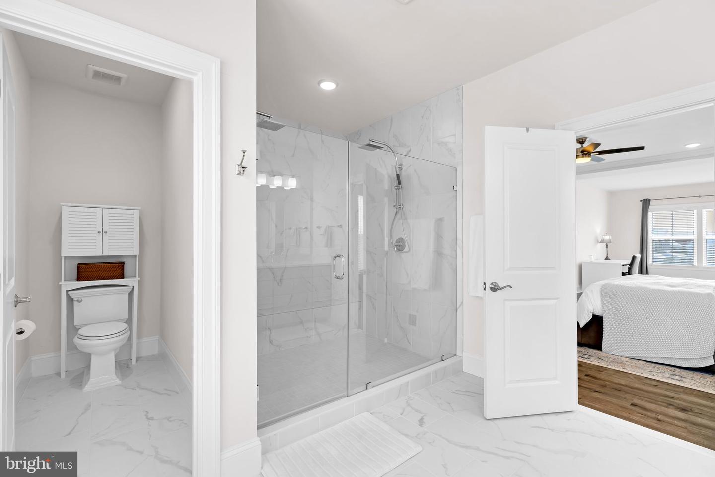 40938 MUNSON WOODS PL, ALDIE, Virginia 20105, 5 Bedrooms Bedrooms, ,4 BathroomsBathrooms,Residential,For sale,40938 MUNSON WOODS PL,VALO2113912 MLS # VALO2113912