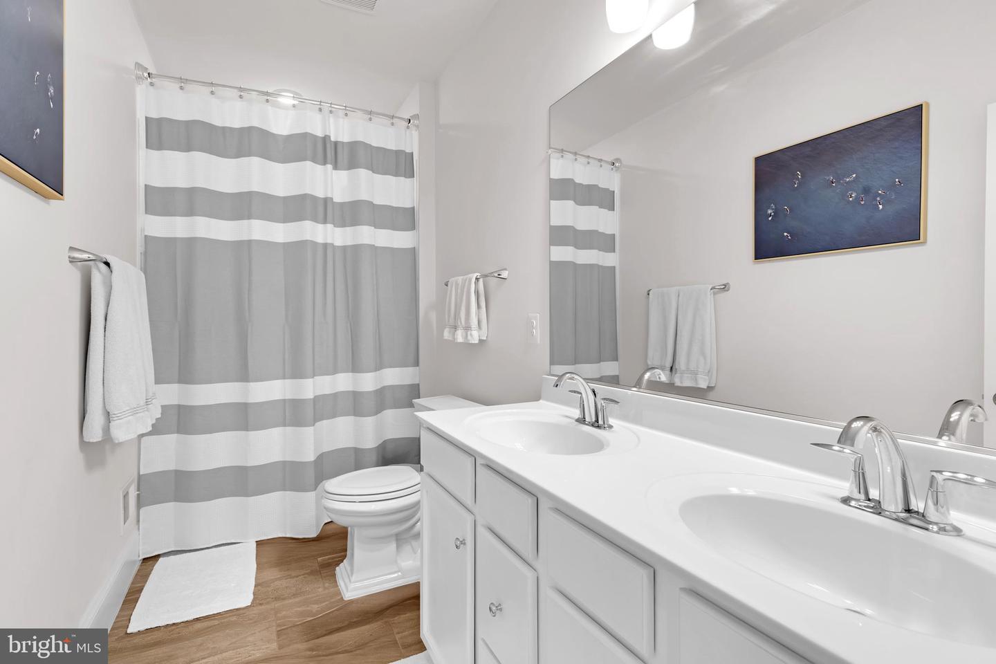 40938 MUNSON WOODS PL, ALDIE, Virginia 20105, 5 Bedrooms Bedrooms, ,4 BathroomsBathrooms,Residential,For sale,40938 MUNSON WOODS PL,VALO2113912 MLS # VALO2113912