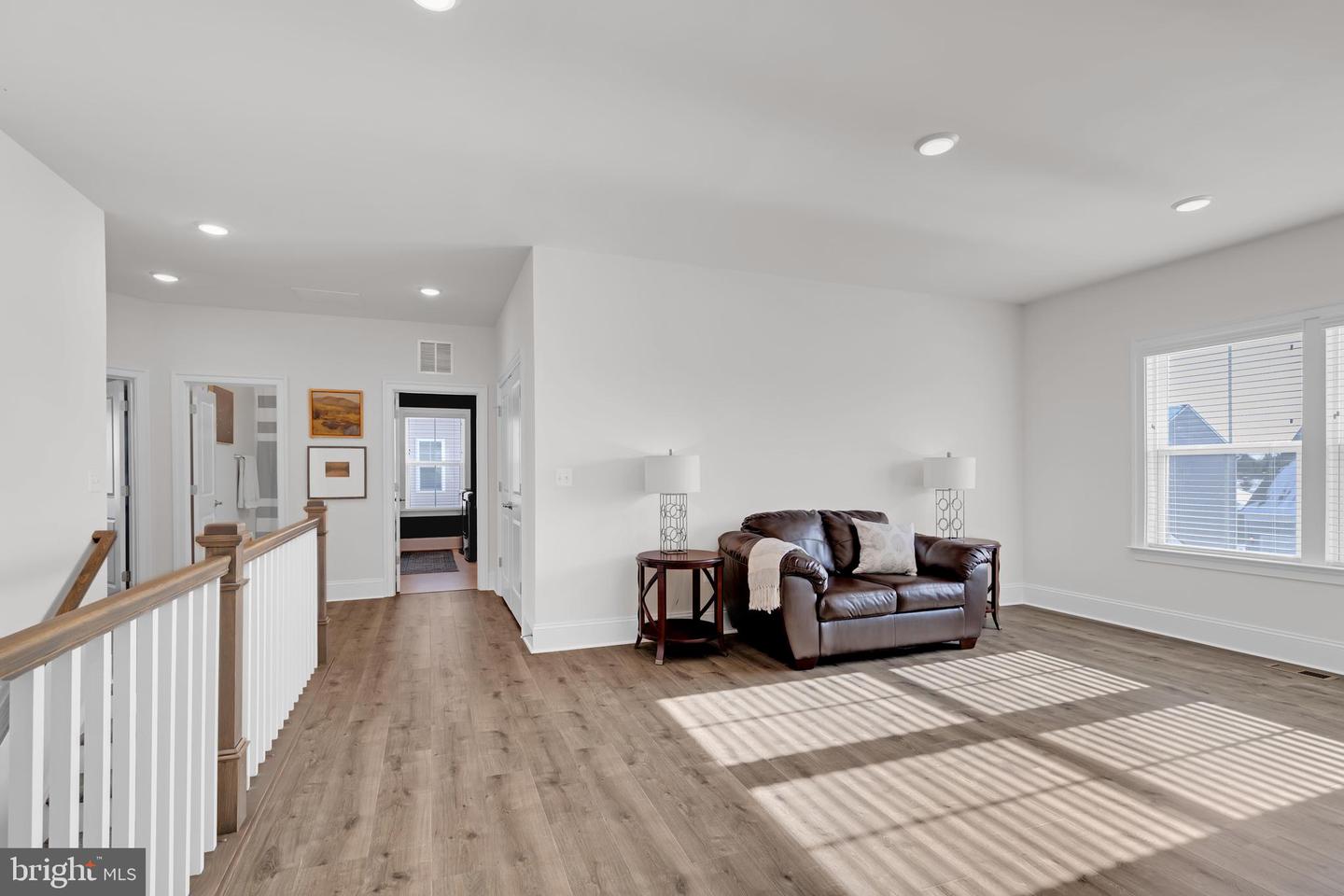 40938 MUNSON WOODS PL, ALDIE, Virginia 20105, 5 Bedrooms Bedrooms, ,4 BathroomsBathrooms,Residential,For sale,40938 MUNSON WOODS PL,VALO2113912 MLS # VALO2113912