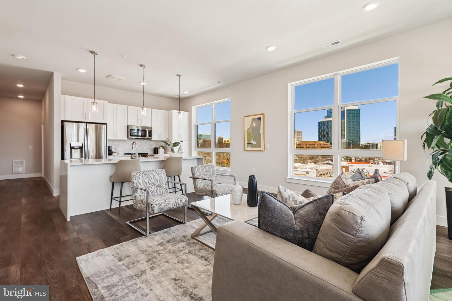 1761 OLD MEADOW RD #517, MCLEAN, Virginia 22102, 3 Bedrooms Bedrooms, 6 Rooms Rooms,2 BathroomsBathrooms,Residential,For sale,1761 OLD MEADOW RD #517,VAFX2285694 MLS # VAFX2285694