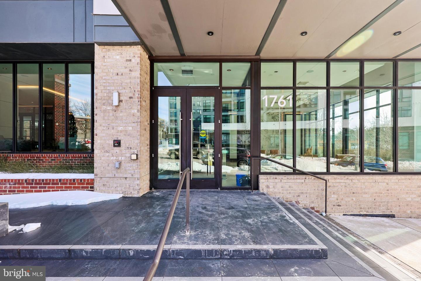 1761 OLD MEADOW RD #517, MCLEAN, Virginia 22102, 3 Bedrooms Bedrooms, 6 Rooms Rooms,2 BathroomsBathrooms,Residential,For sale,1761 OLD MEADOW RD #517,VAFX2285694 MLS # VAFX2285694