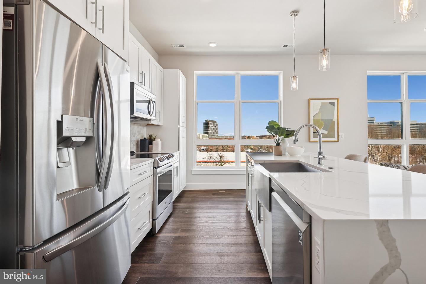 1761 OLD MEADOW RD #517, MCLEAN, Virginia 22102, 3 Bedrooms Bedrooms, 6 Rooms Rooms,2 BathroomsBathrooms,Residential,For sale,1761 OLD MEADOW RD #517,VAFX2285694 MLS # VAFX2285694