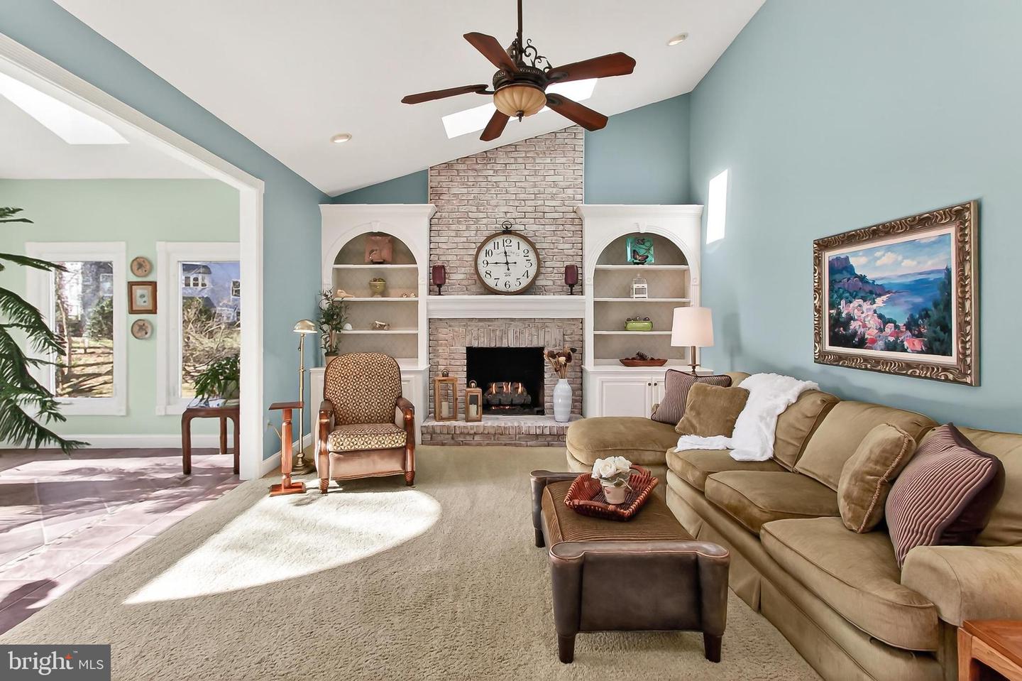 6226 POINT CT, CENTREVILLE, Virginia 20120, 5 Bedrooms Bedrooms, 19 Rooms Rooms,3 BathroomsBathrooms,Residential,For sale,6226 POINT CT,VAFX2285760 MLS # VAFX2285760