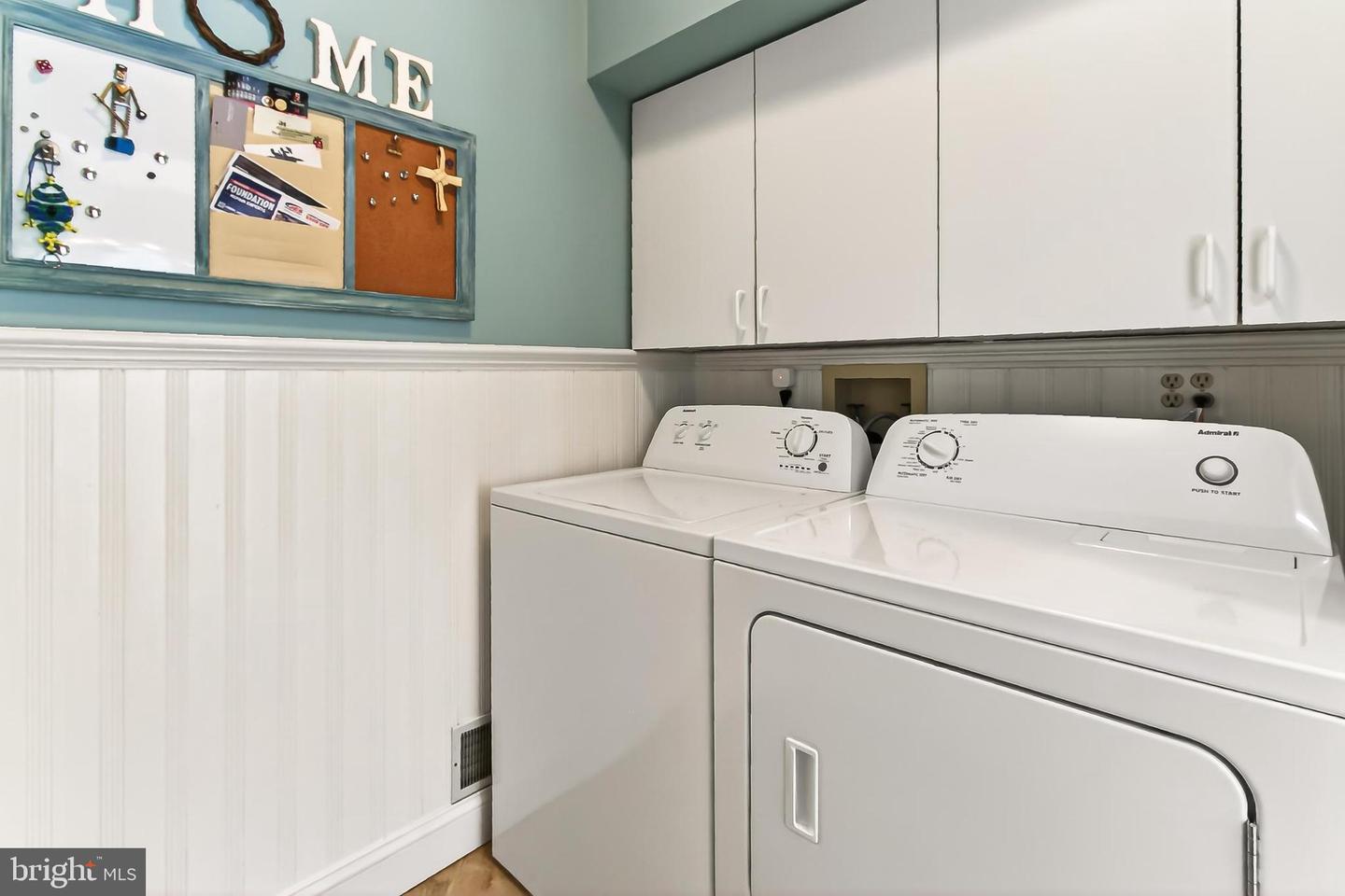 6226 POINT CT, CENTREVILLE, Virginia 20120, 5 Bedrooms Bedrooms, 19 Rooms Rooms,3 BathroomsBathrooms,Residential,For sale,6226 POINT CT,VAFX2285760 MLS # VAFX2285760