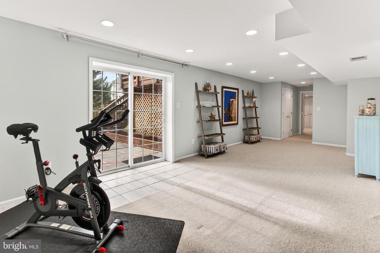 6226 POINT CT, CENTREVILLE, Virginia 20120, 5 Bedrooms Bedrooms, 19 Rooms Rooms,3 BathroomsBathrooms,Residential,For sale,6226 POINT CT,VAFX2285760 MLS # VAFX2285760