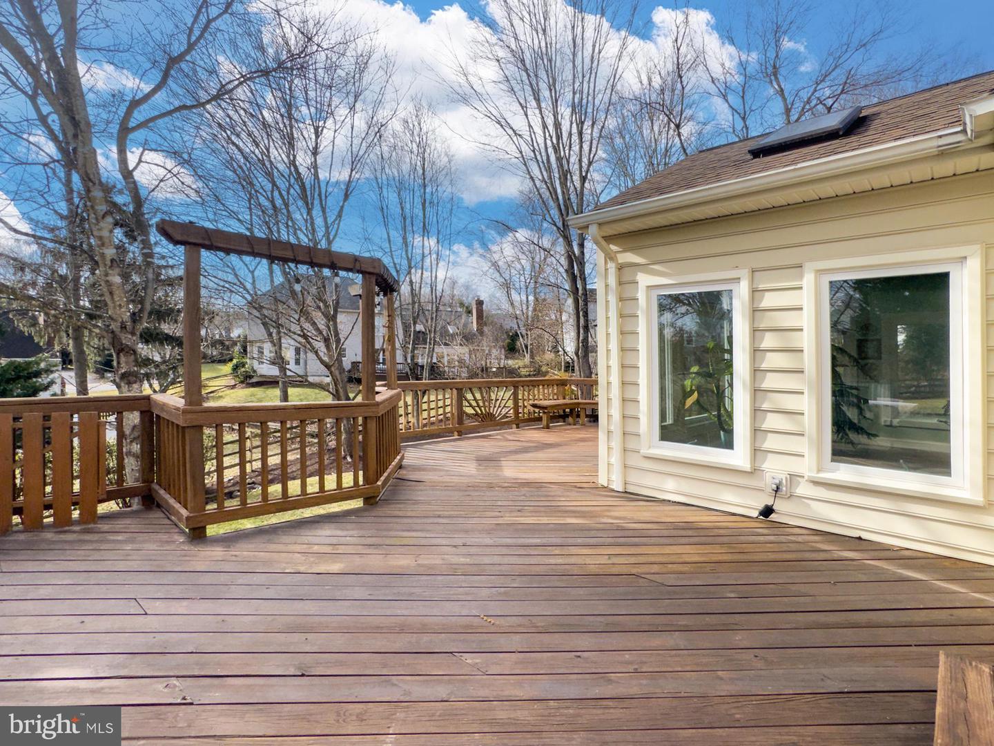 6226 POINT CT, CENTREVILLE, Virginia 20120, 5 Bedrooms Bedrooms, 19 Rooms Rooms,3 BathroomsBathrooms,Residential,For sale,6226 POINT CT,VAFX2285760 MLS # VAFX2285760