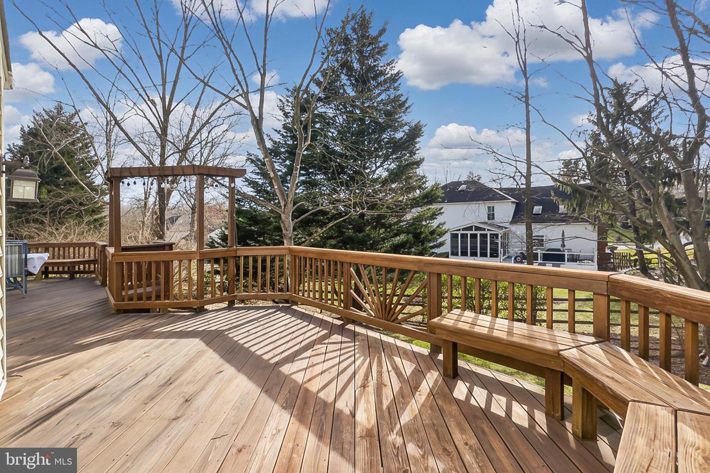 6226 POINT CT, CENTREVILLE, Virginia 20120, 5 Bedrooms Bedrooms, 19 Rooms Rooms,3 BathroomsBathrooms,Residential,For sale,6226 POINT CT,VAFX2285760 MLS # VAFX2285760