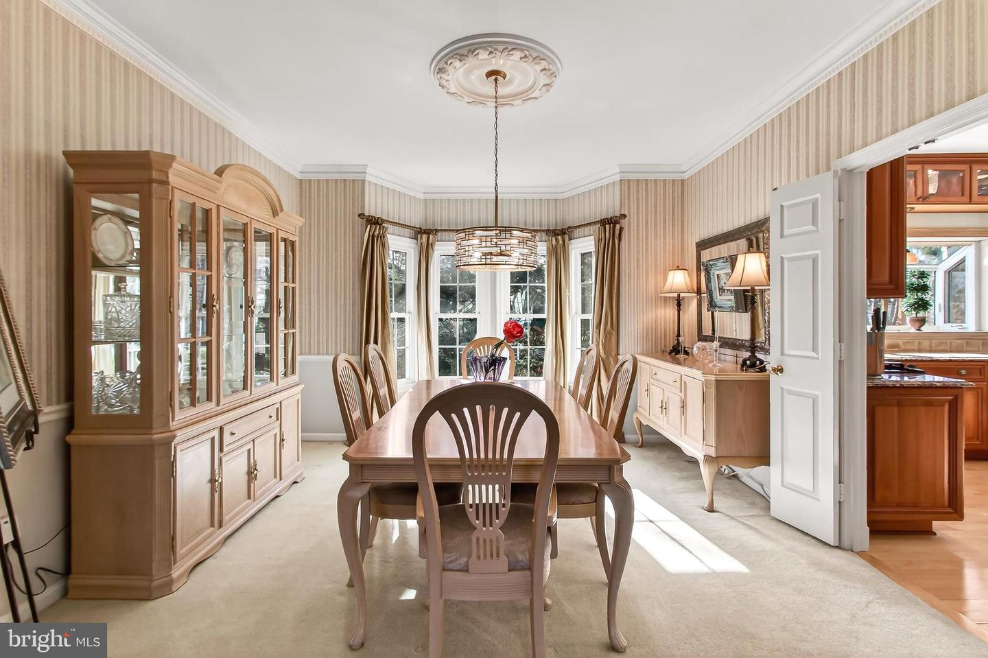 6226 POINT CT, CENTREVILLE, Virginia 20120, 5 Bedrooms Bedrooms, 19 Rooms Rooms,3 BathroomsBathrooms,Residential,For sale,6226 POINT CT,VAFX2285760 MLS # VAFX2285760