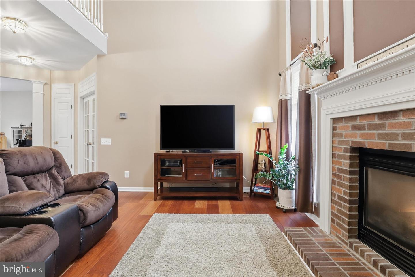 14925 HAZELNUT CT, WOODBRIDGE, Virginia 22193, 4 Bedrooms Bedrooms, ,3 BathroomsBathrooms,Residential,For sale,14925 HAZELNUT CT,VAPW2110560 MLS # VAPW2110560