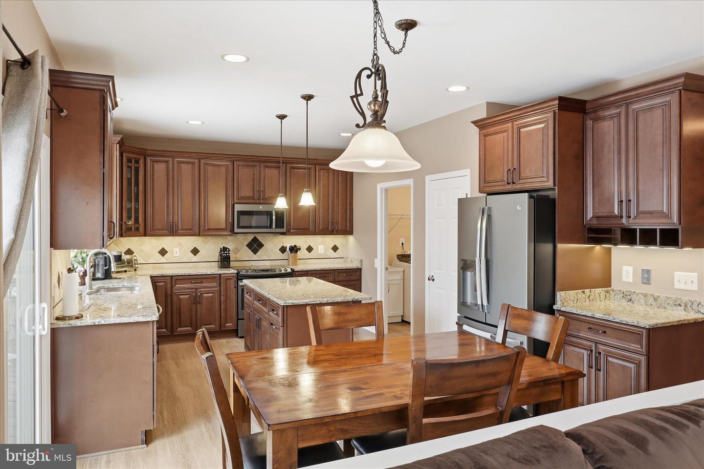 14925 HAZELNUT CT, WOODBRIDGE, Virginia 22193, 4 Bedrooms Bedrooms, ,3 BathroomsBathrooms,Residential,For sale,14925 HAZELNUT CT,VAPW2110560 MLS # VAPW2110560