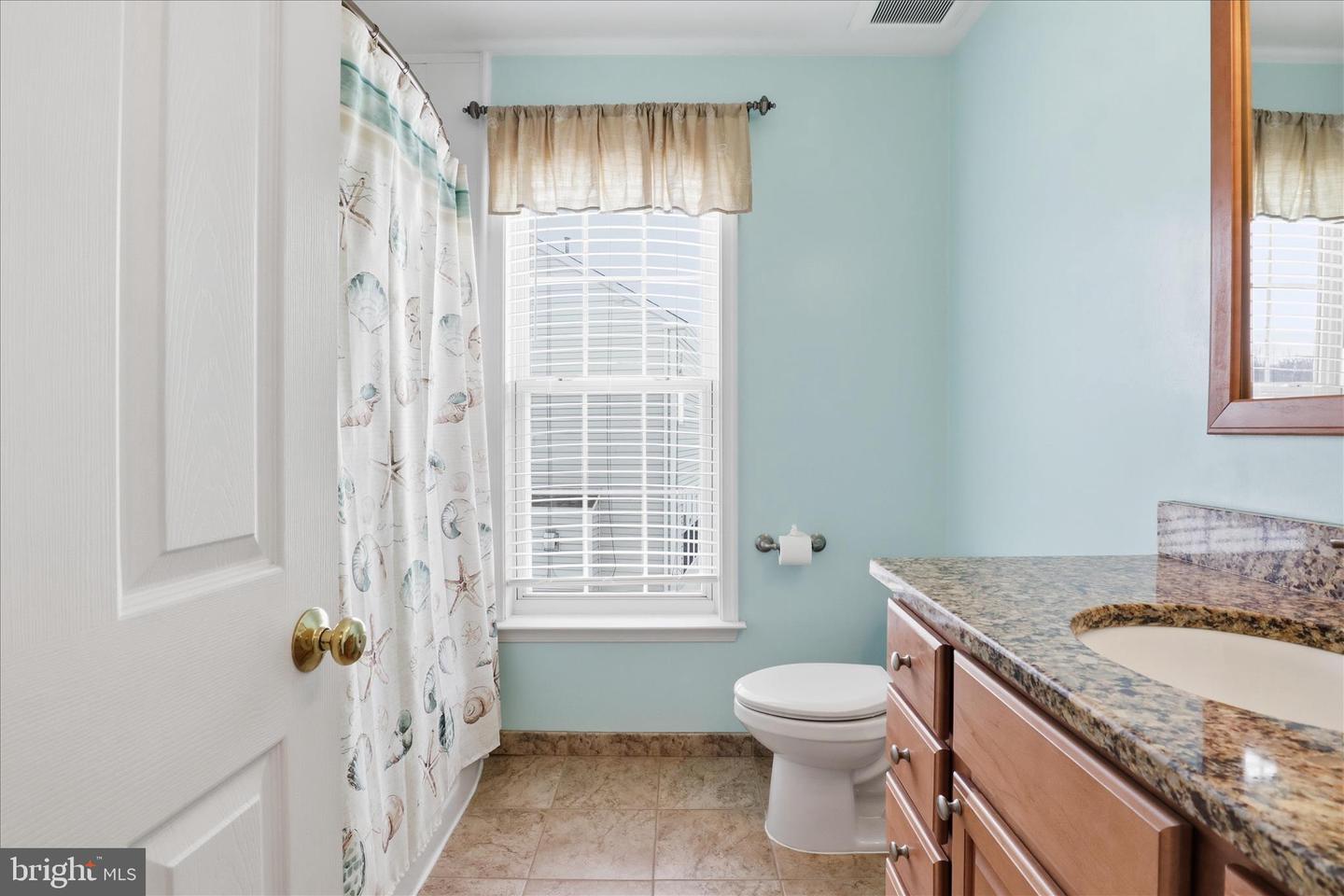 14925 HAZELNUT CT, WOODBRIDGE, Virginia 22193, 4 Bedrooms Bedrooms, ,3 BathroomsBathrooms,Residential,For sale,14925 HAZELNUT CT,VAPW2110560 MLS # VAPW2110560