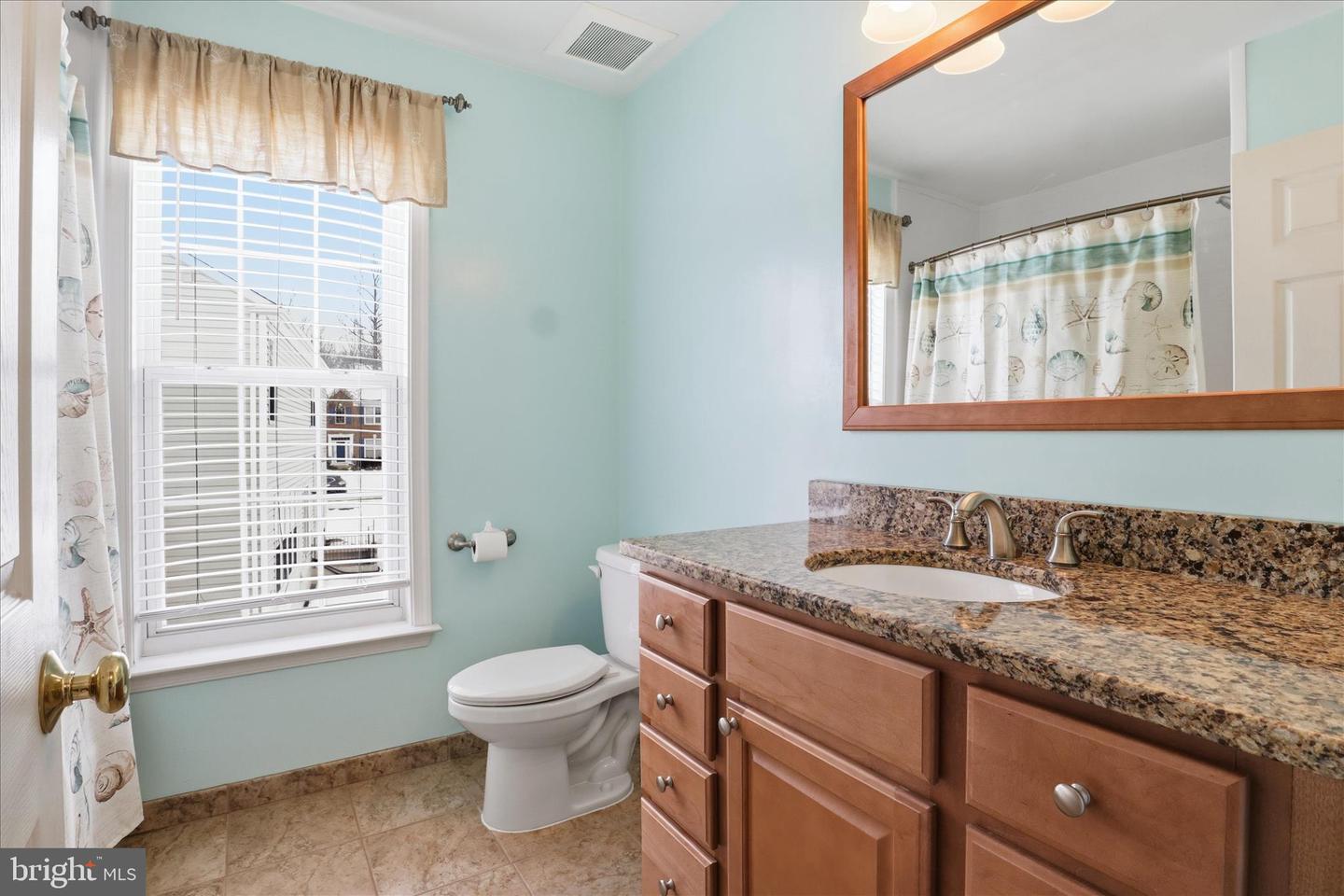 14925 HAZELNUT CT, WOODBRIDGE, Virginia 22193, 4 Bedrooms Bedrooms, ,3 BathroomsBathrooms,Residential,For sale,14925 HAZELNUT CT,VAPW2110560 MLS # VAPW2110560