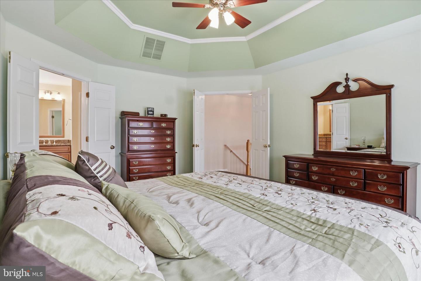 14925 HAZELNUT CT, WOODBRIDGE, Virginia 22193, 4 Bedrooms Bedrooms, ,3 BathroomsBathrooms,Residential,For sale,14925 HAZELNUT CT,VAPW2110560 MLS # VAPW2110560