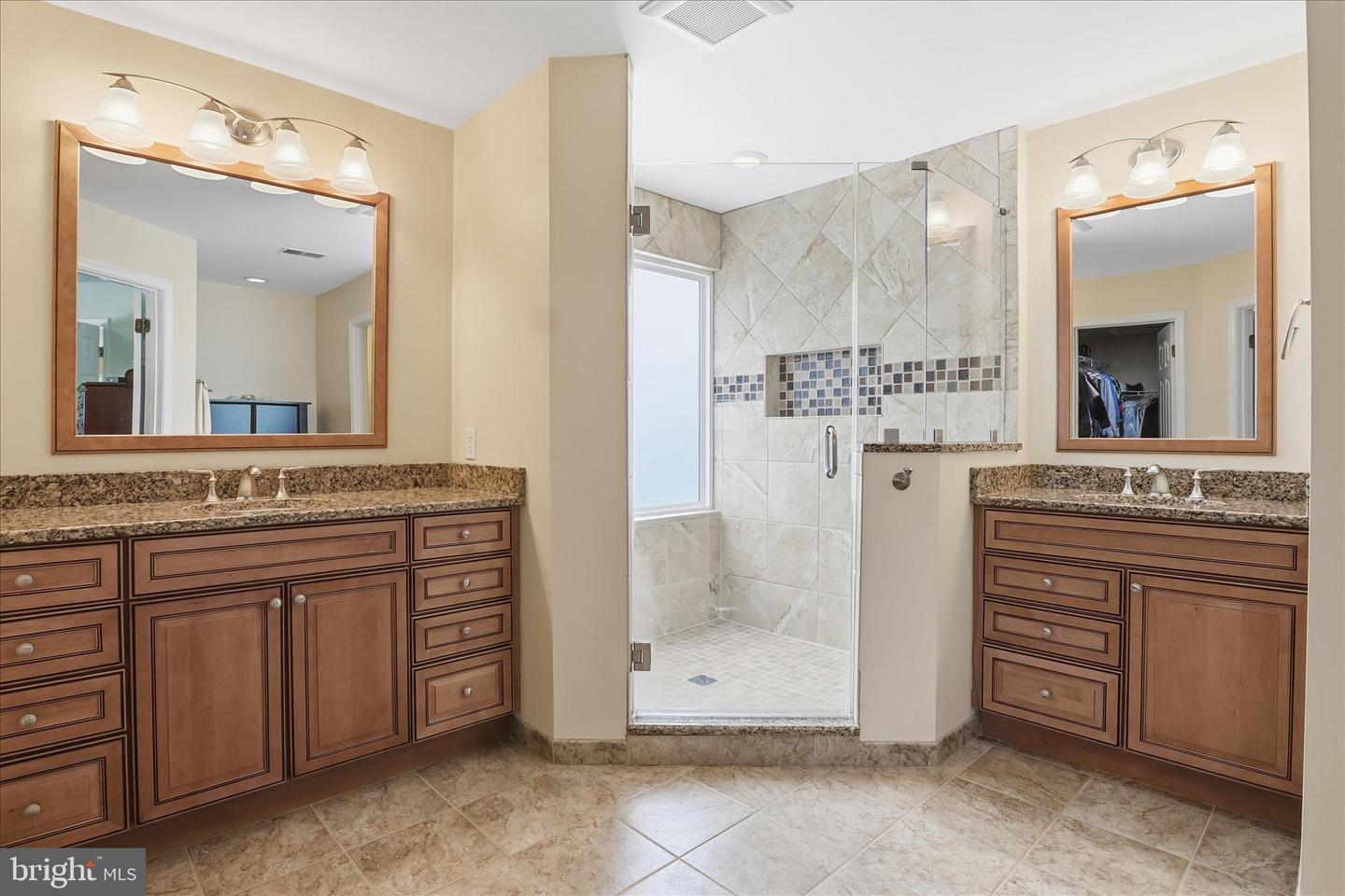 14925 HAZELNUT CT, WOODBRIDGE, Virginia 22193, 4 Bedrooms Bedrooms, ,3 BathroomsBathrooms,Residential,For sale,14925 HAZELNUT CT,VAPW2110560 MLS # VAPW2110560