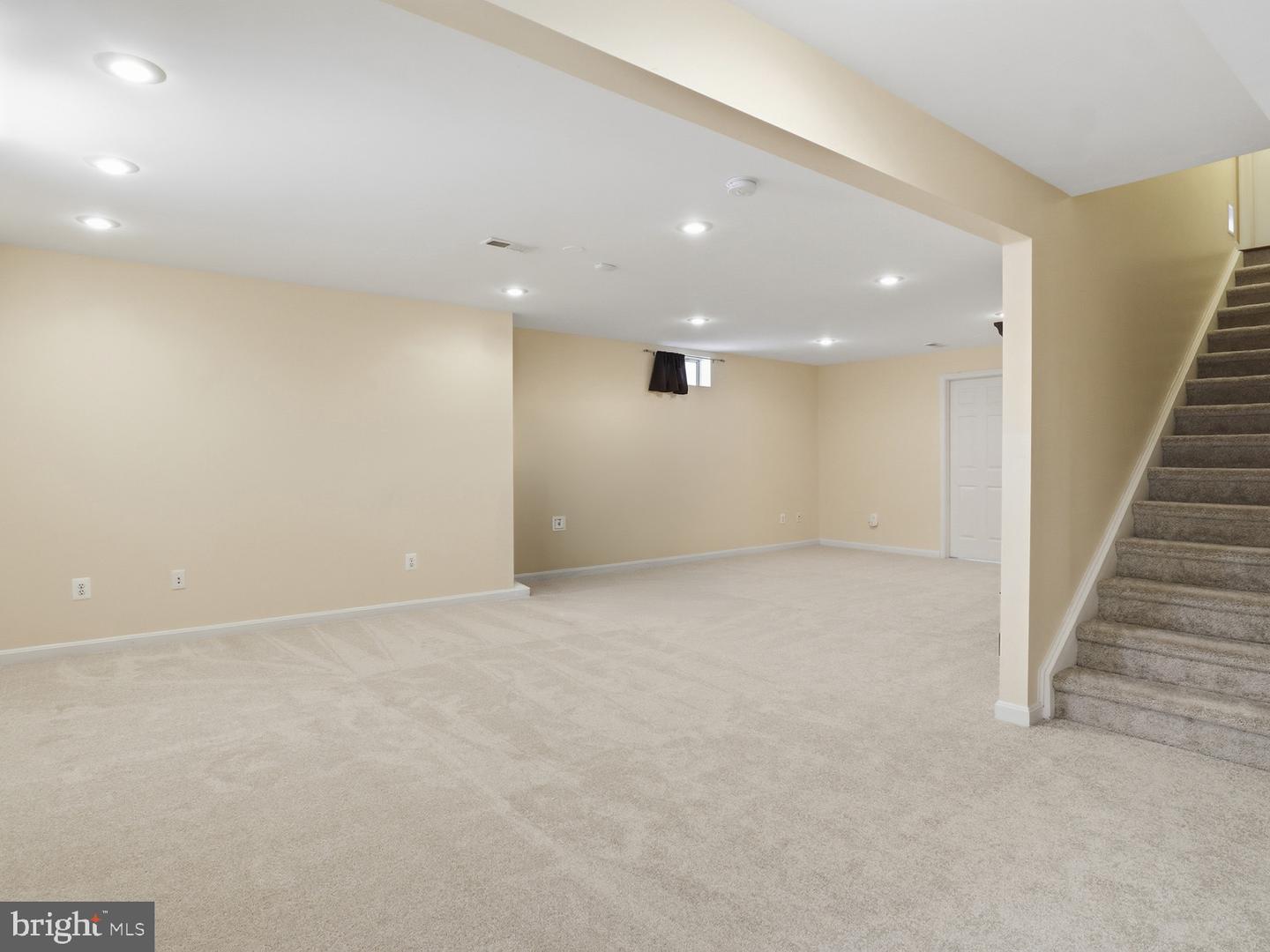 14925 HAZELNUT CT, WOODBRIDGE, Virginia 22193, 4 Bedrooms Bedrooms, ,3 BathroomsBathrooms,Residential,For sale,14925 HAZELNUT CT,VAPW2110560 MLS # VAPW2110560