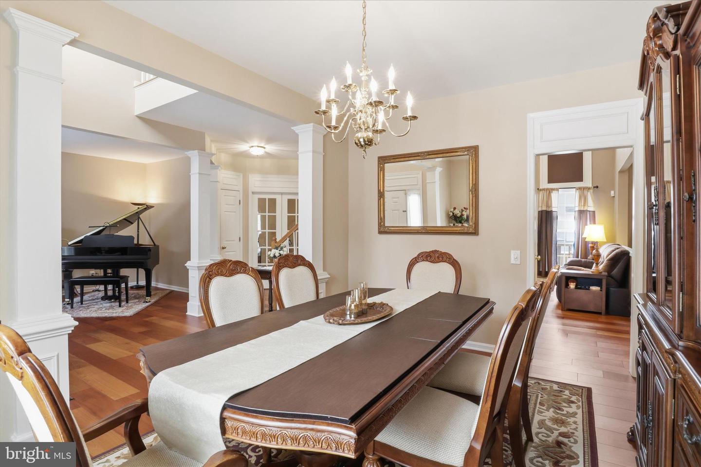 14925 HAZELNUT CT, WOODBRIDGE, Virginia 22193, 4 Bedrooms Bedrooms, ,3 BathroomsBathrooms,Residential,For sale,14925 HAZELNUT CT,VAPW2110560 MLS # VAPW2110560