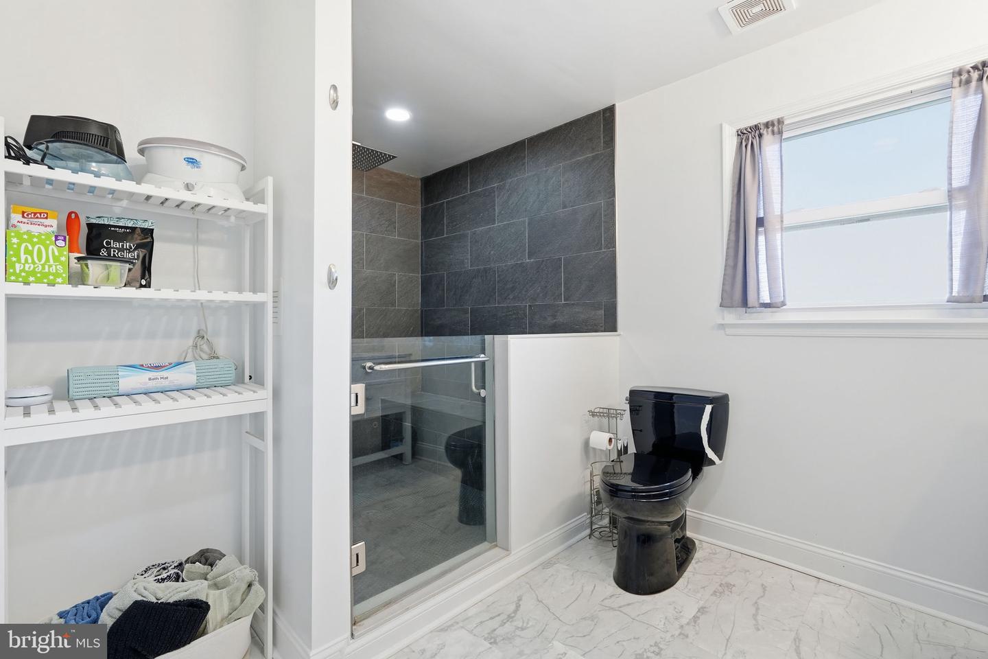 2723 FAIRGROUND RD, FRONT ROYAL, Virginia 22630, 3 Bedrooms Bedrooms, ,3 BathroomsBathrooms,Residential,For sale,2723 FAIRGROUND RD,VAWR2013124 MLS # VAWR2013124