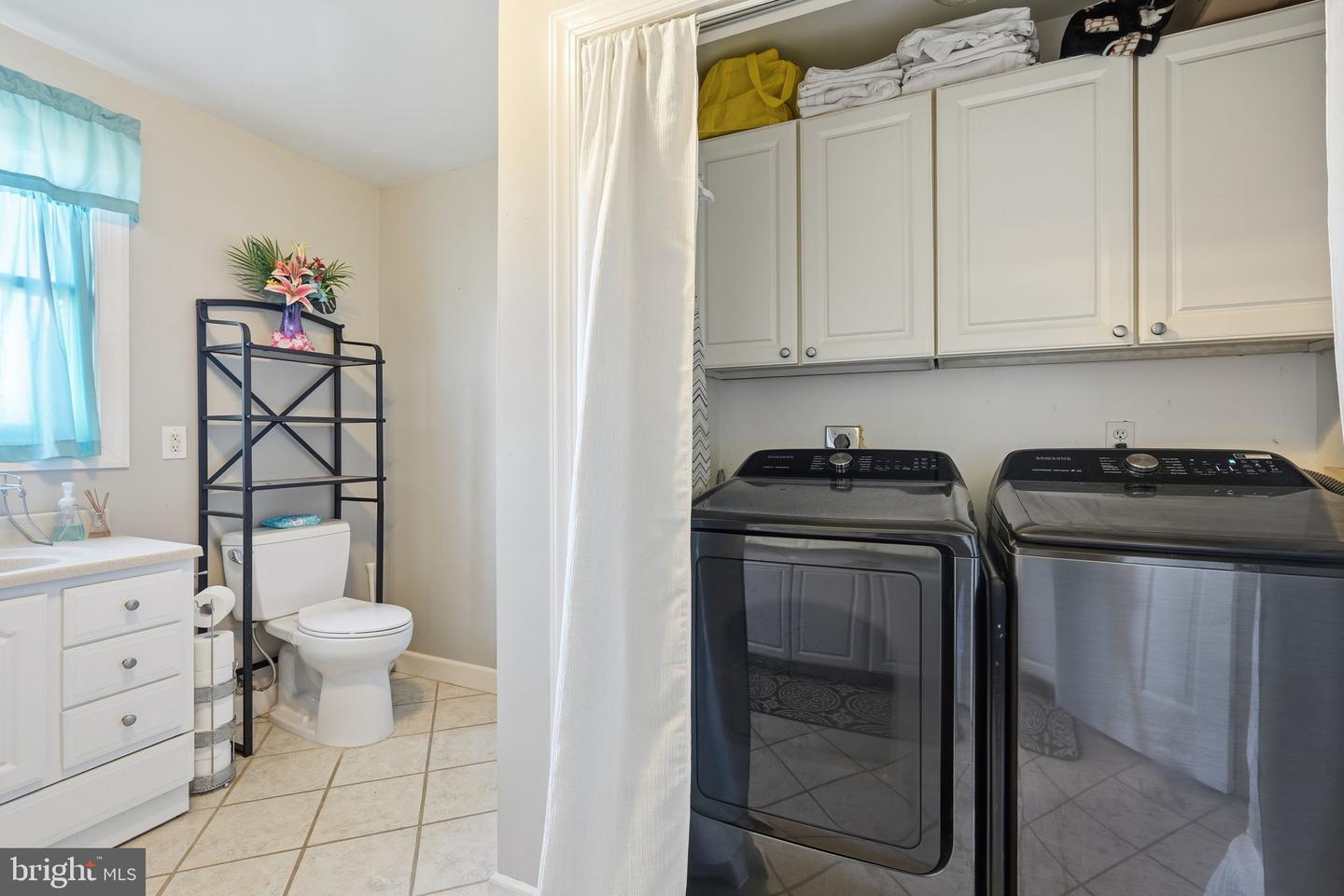 2723 FAIRGROUND RD, FRONT ROYAL, Virginia 22630, 3 Bedrooms Bedrooms, ,3 BathroomsBathrooms,Residential,For sale,2723 FAIRGROUND RD,VAWR2013124 MLS # VAWR2013124